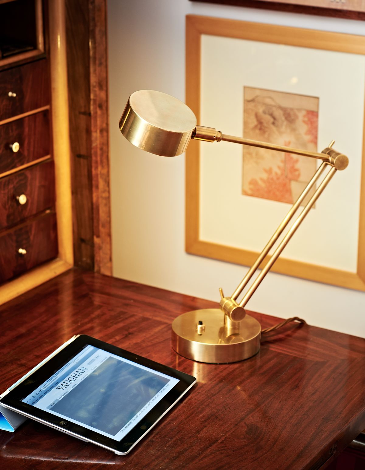 Faringdon Desk Lamp / Vaughan