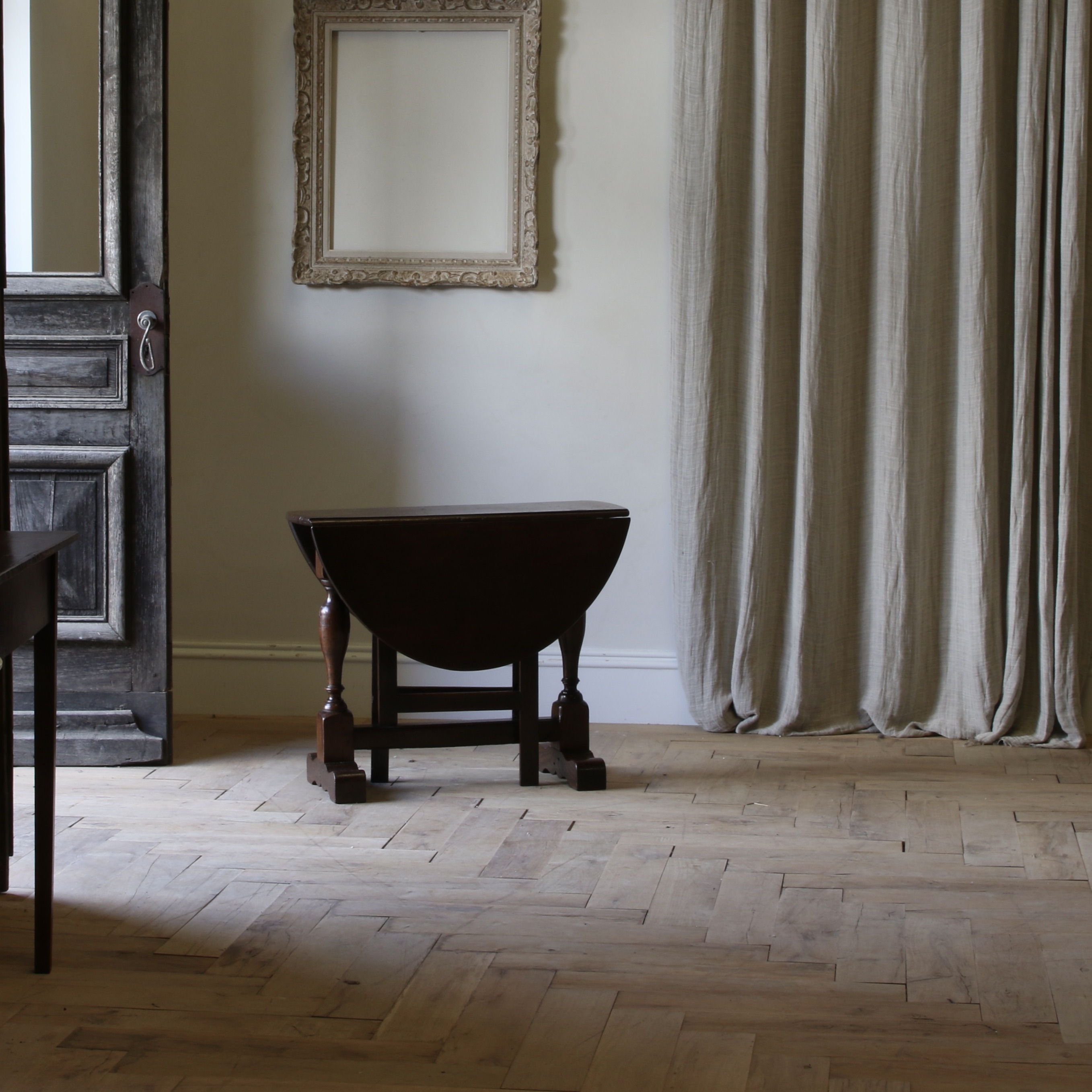 An English Oak Gate Leg Table