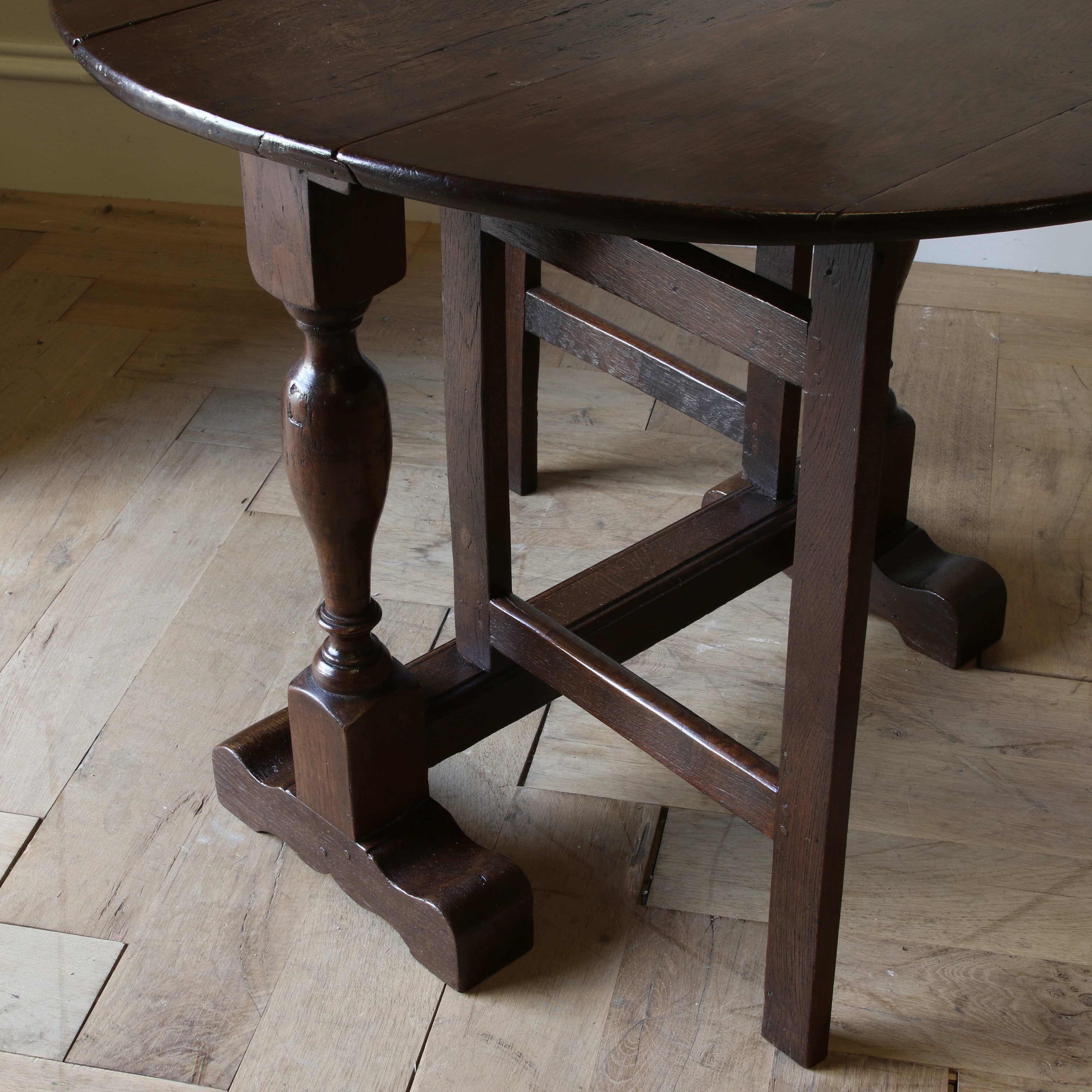 An English Oak Gate Leg Table