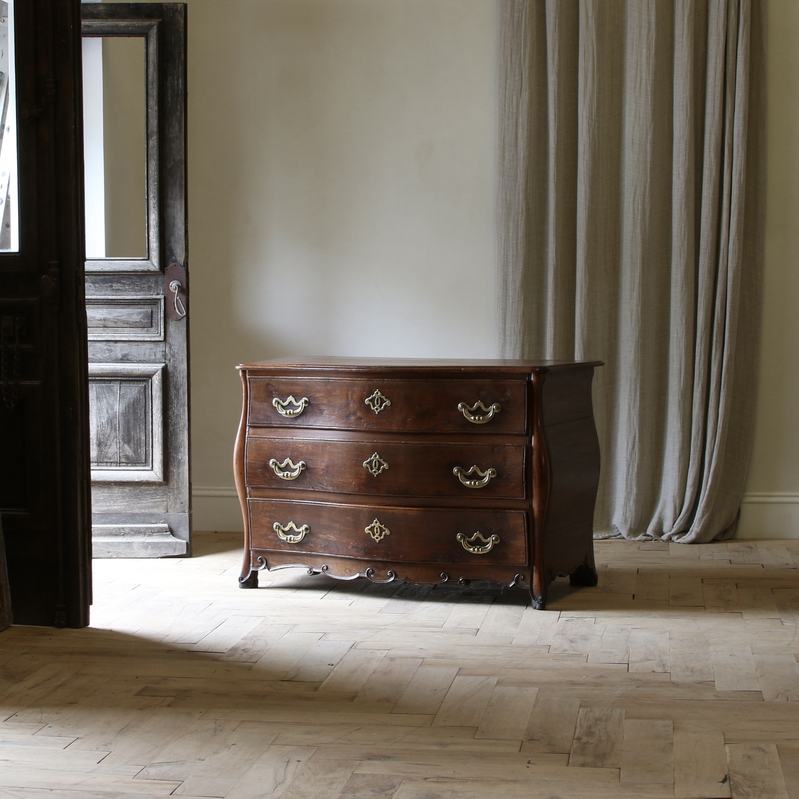 Saint Malo Bow-Fronted Commode