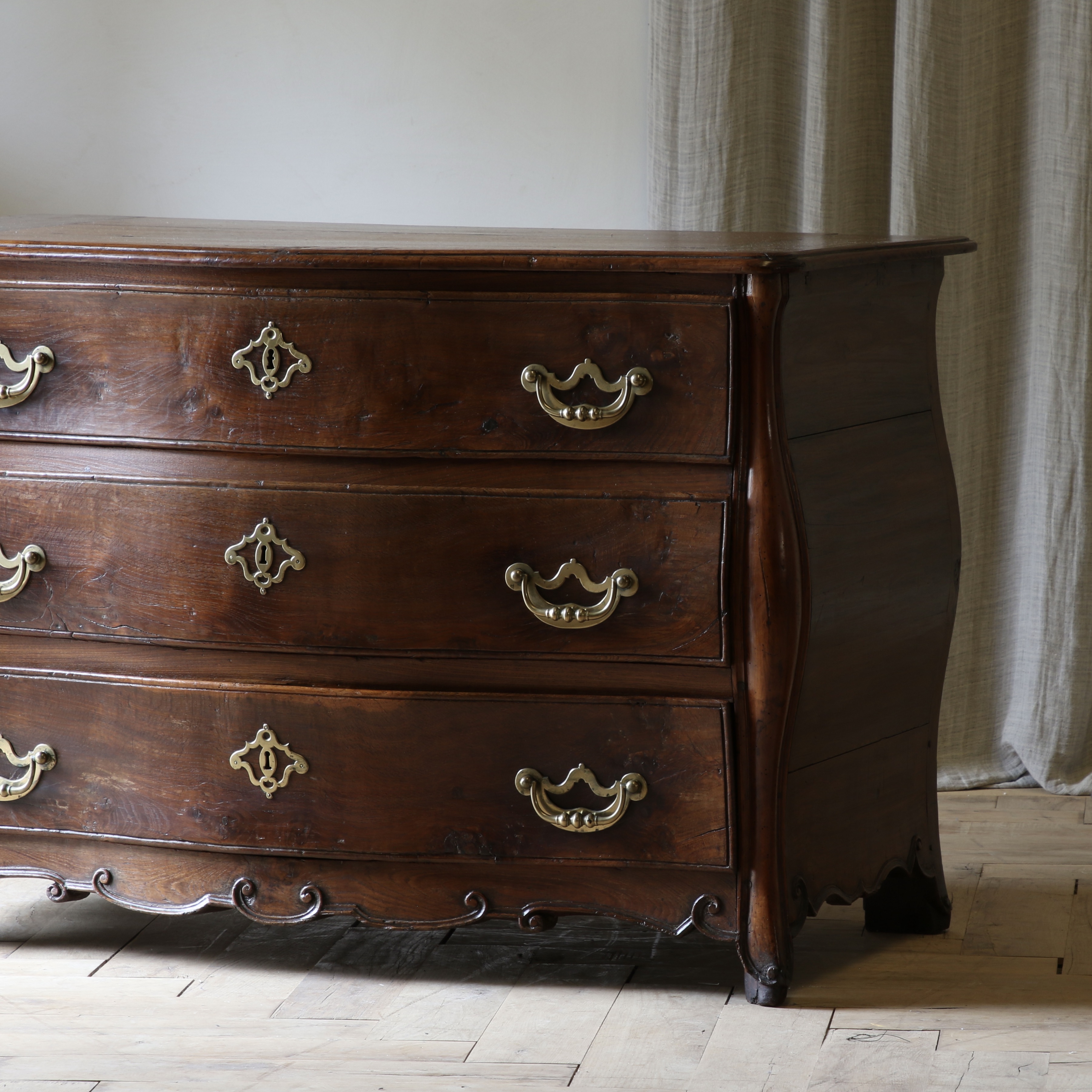 Saint Malo Bow-Fronted Commode