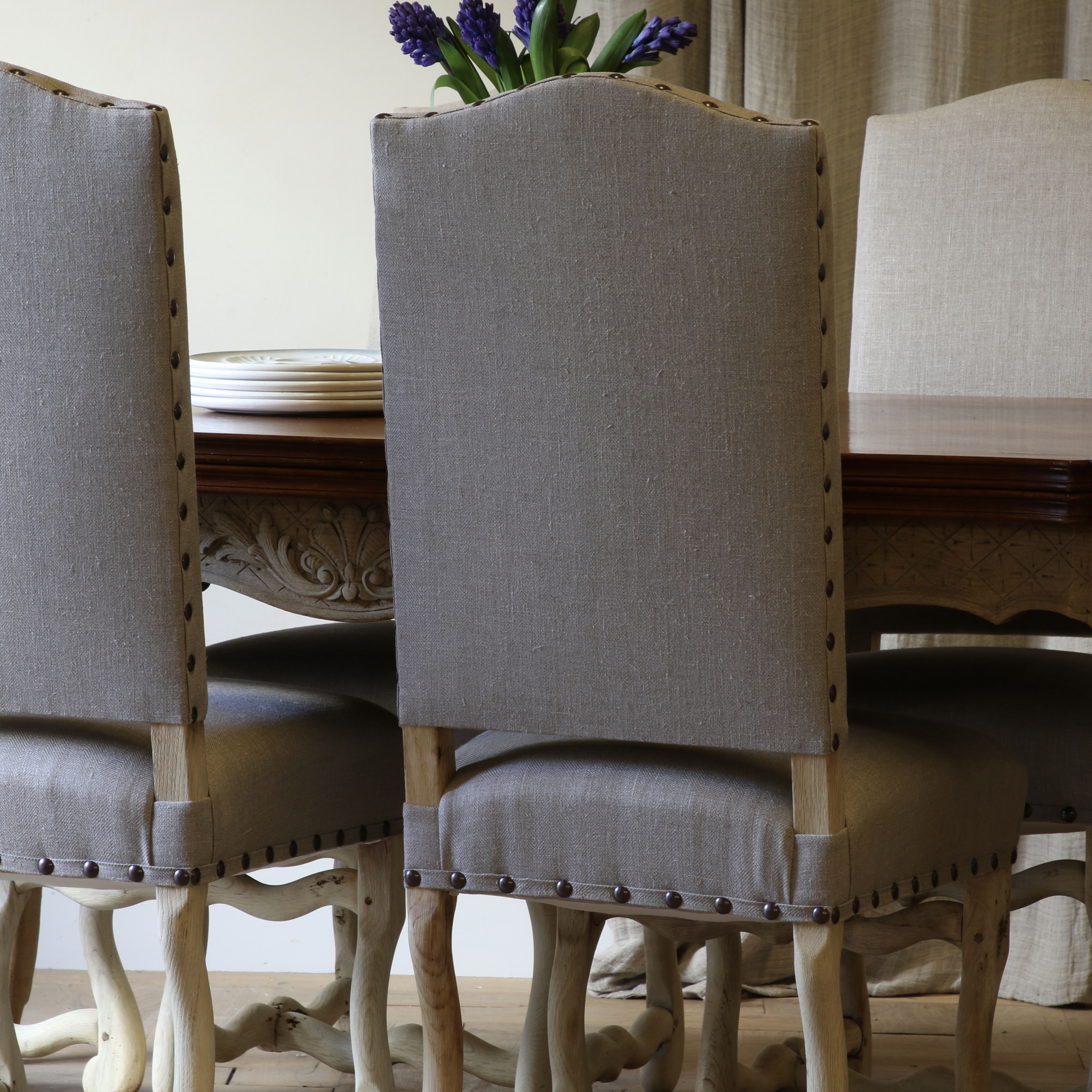 Os De Mouton Dining Chairs// Set of 6