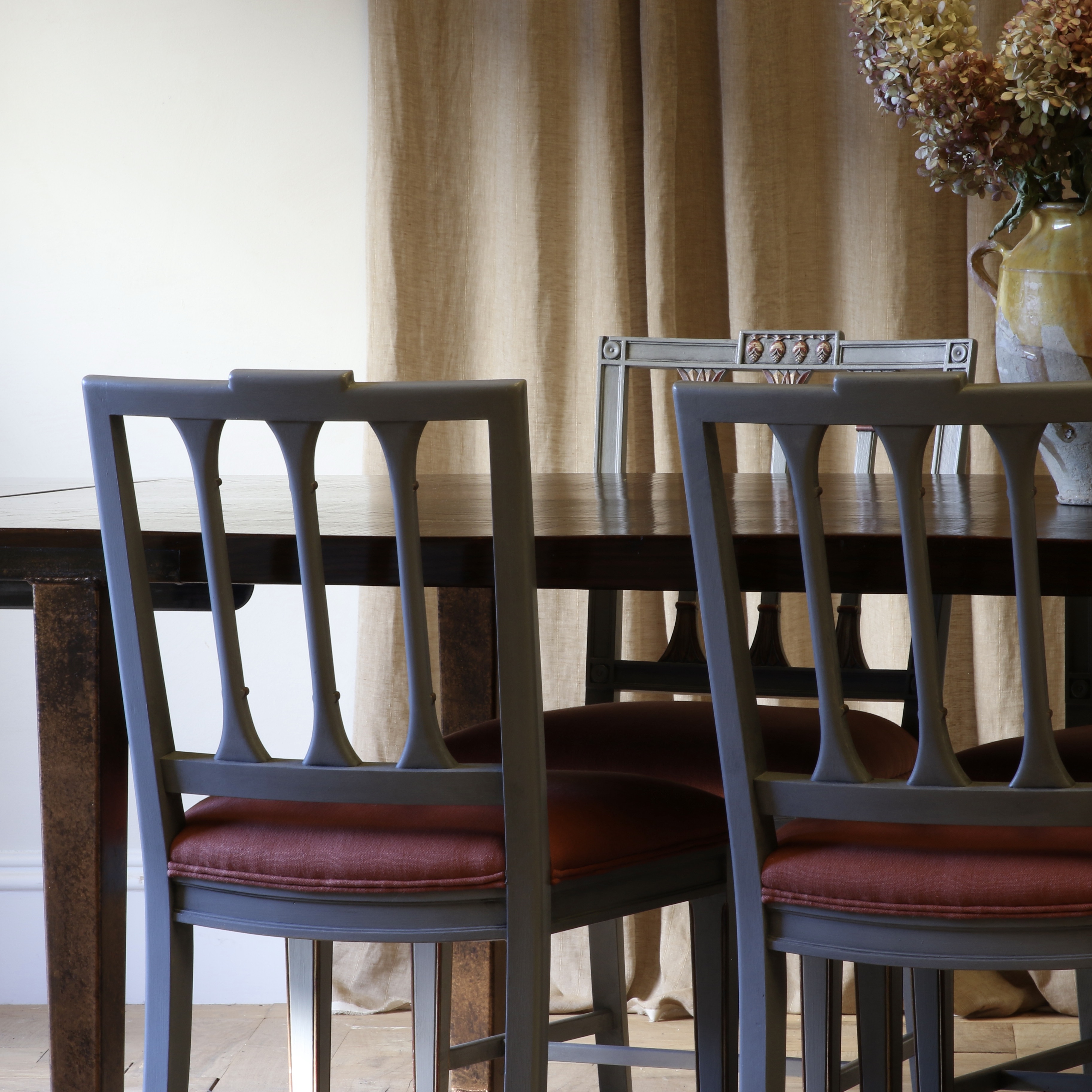 Gustavian Dining Chairs// Set of 8