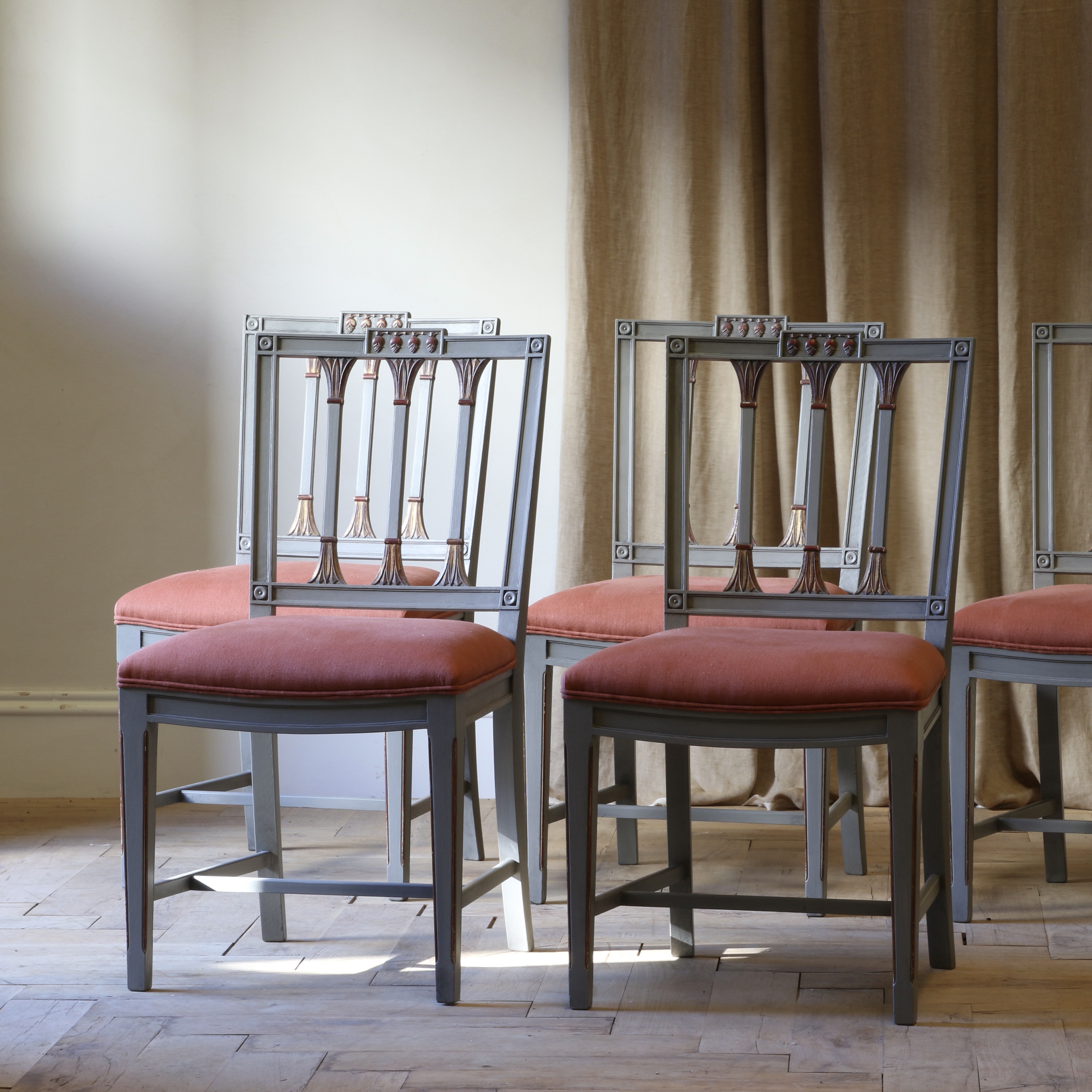Gustavian Dining Chairs// Set of 8