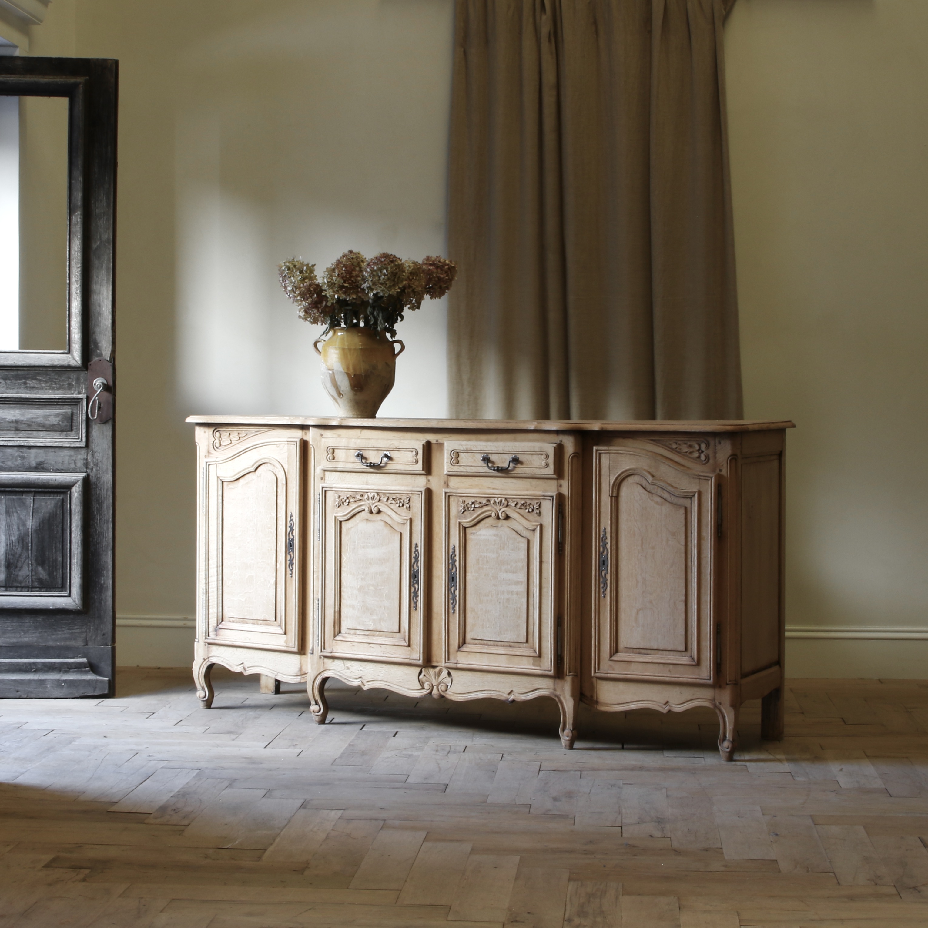 140-41 - Louis XV Cupboard Base