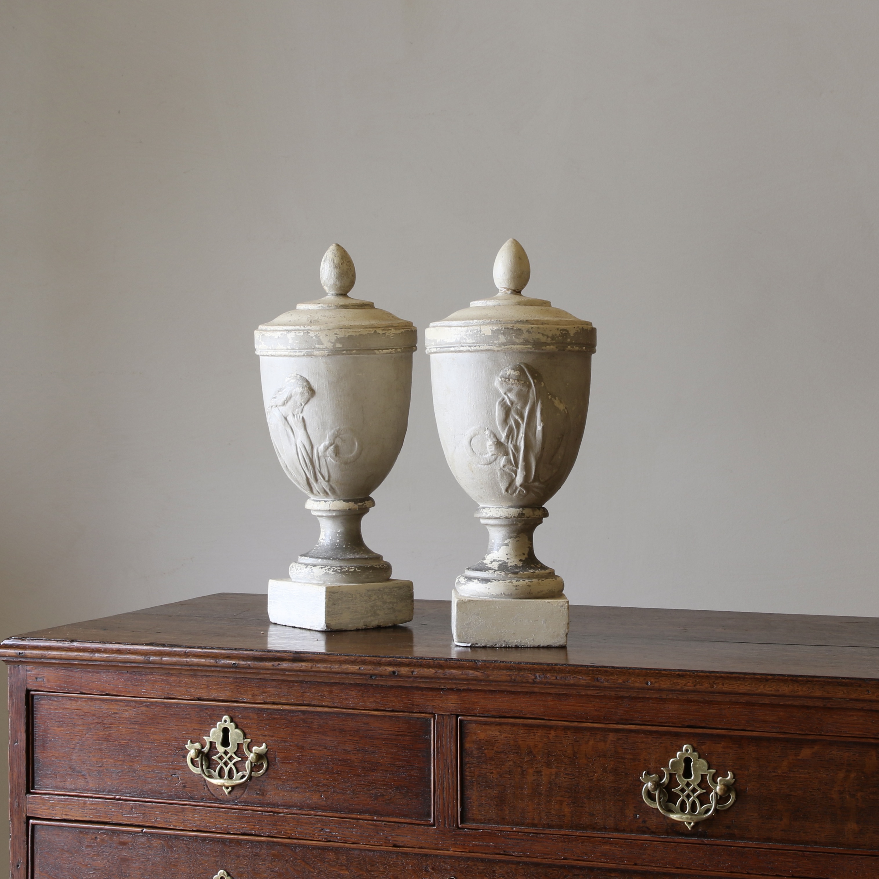 Pair of Urns