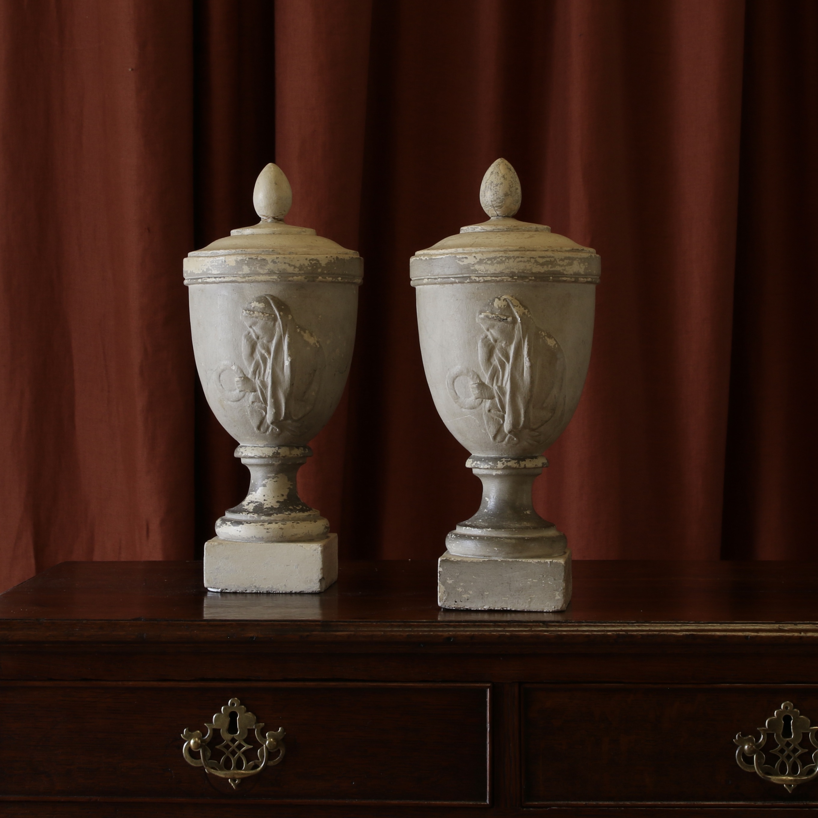 Pair of Urns