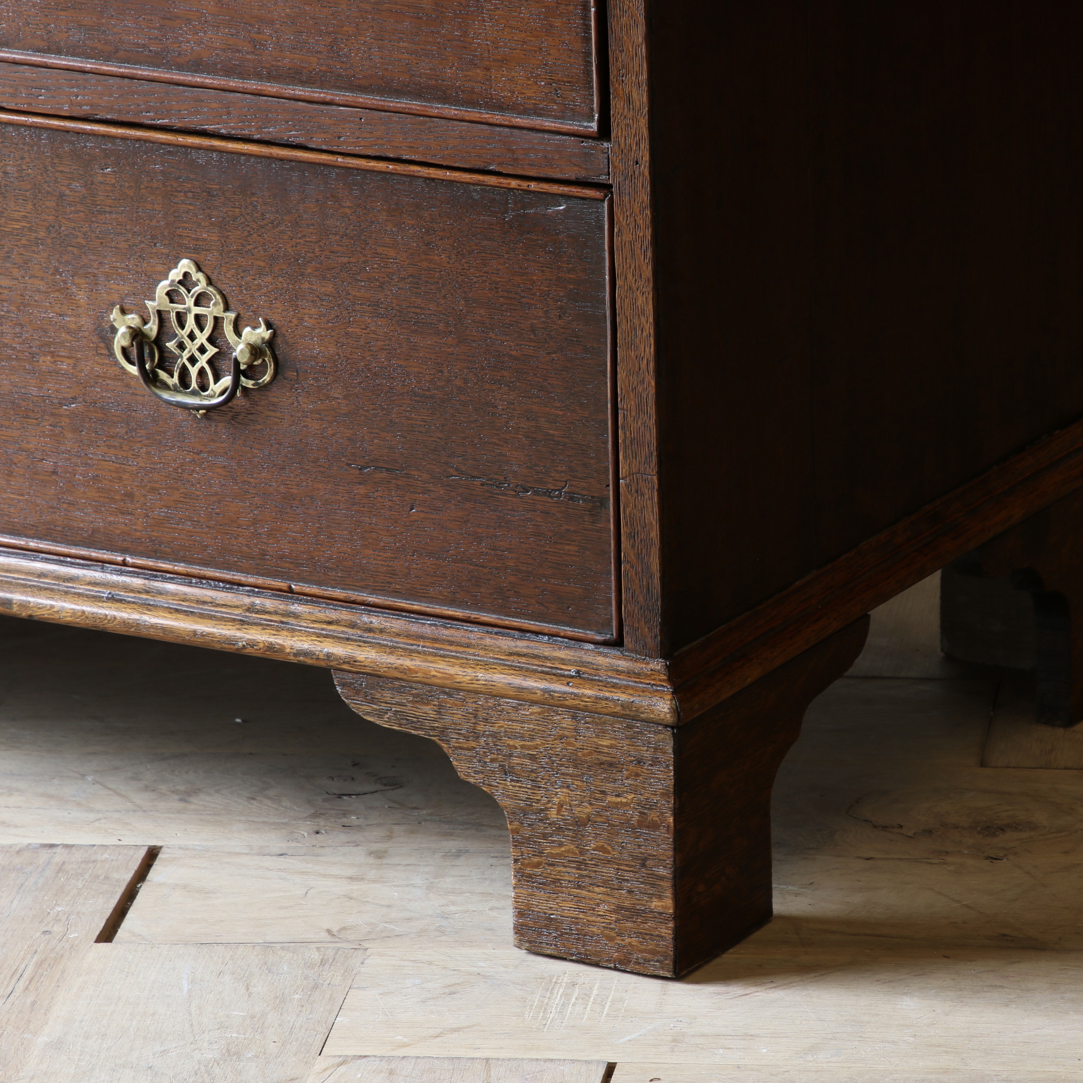 Georgian Chest of Drawers