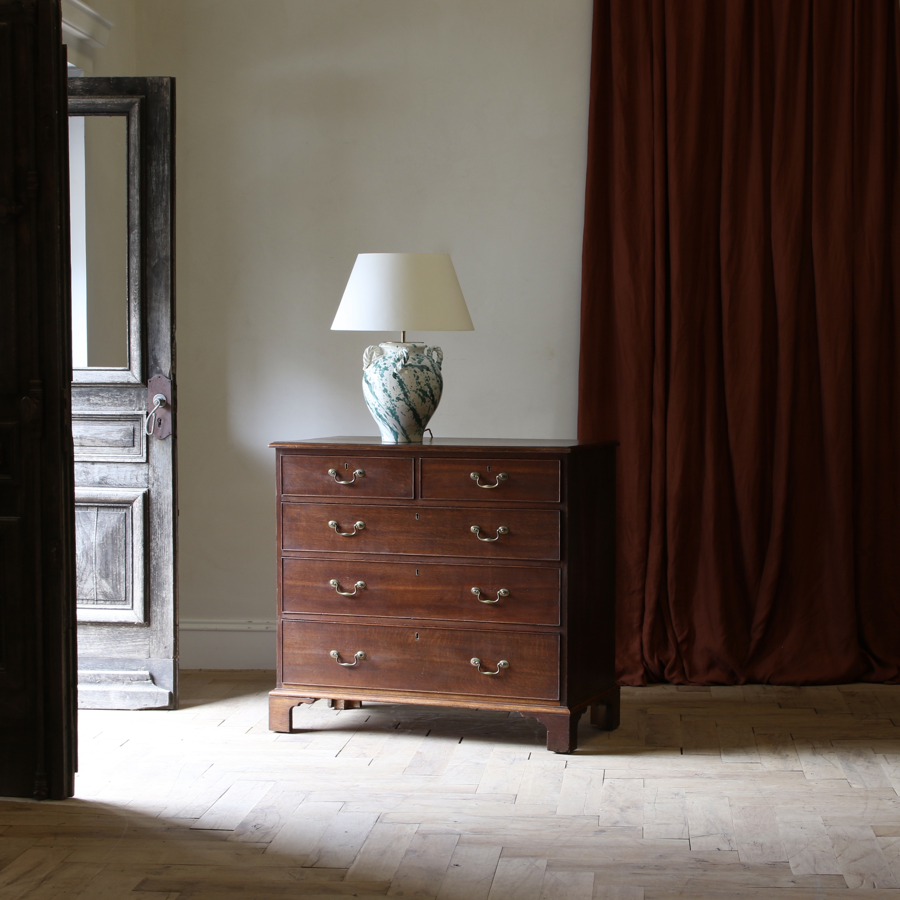 Georgian Chest of Drawers