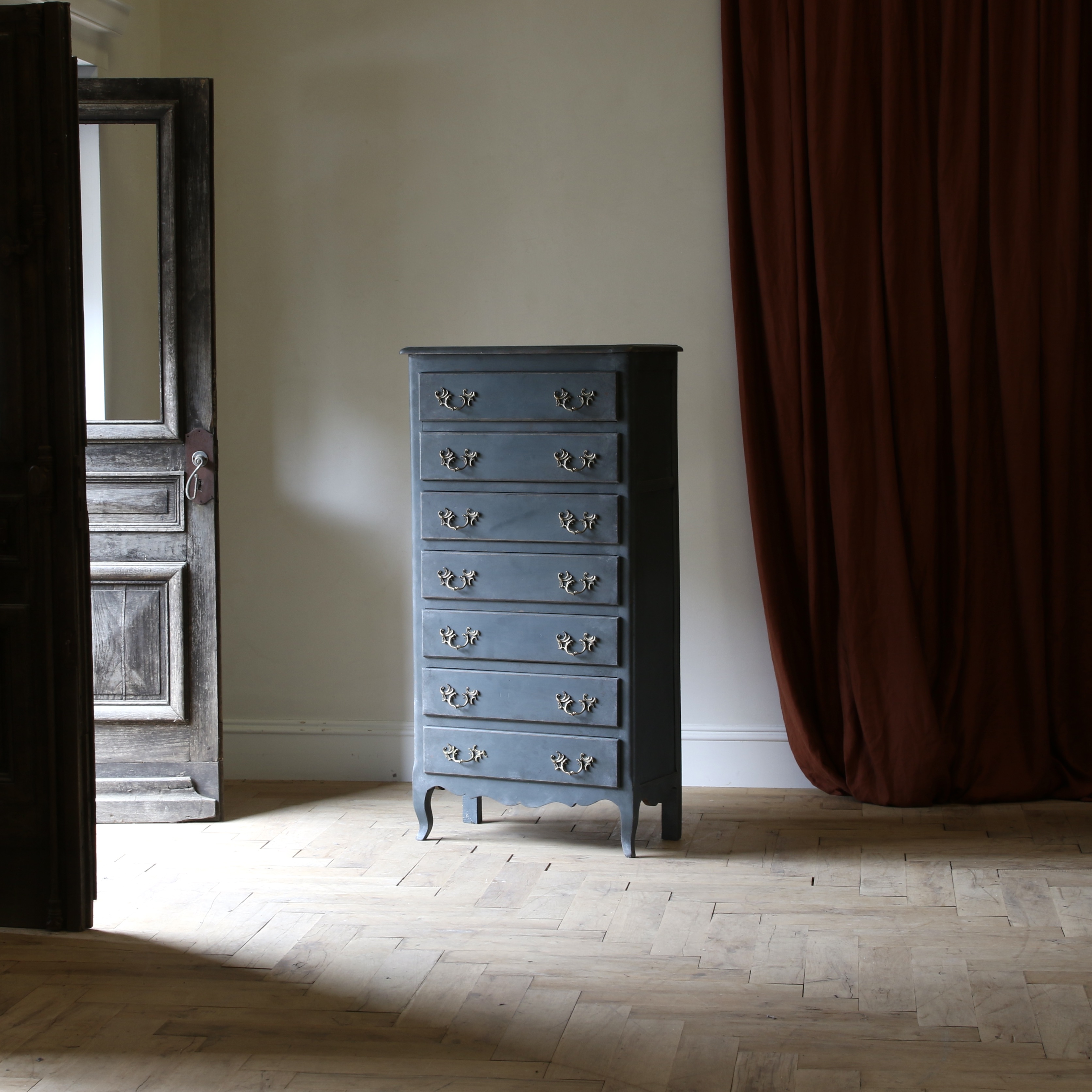 A French Seven Drawer Semainier in Nordic Blue