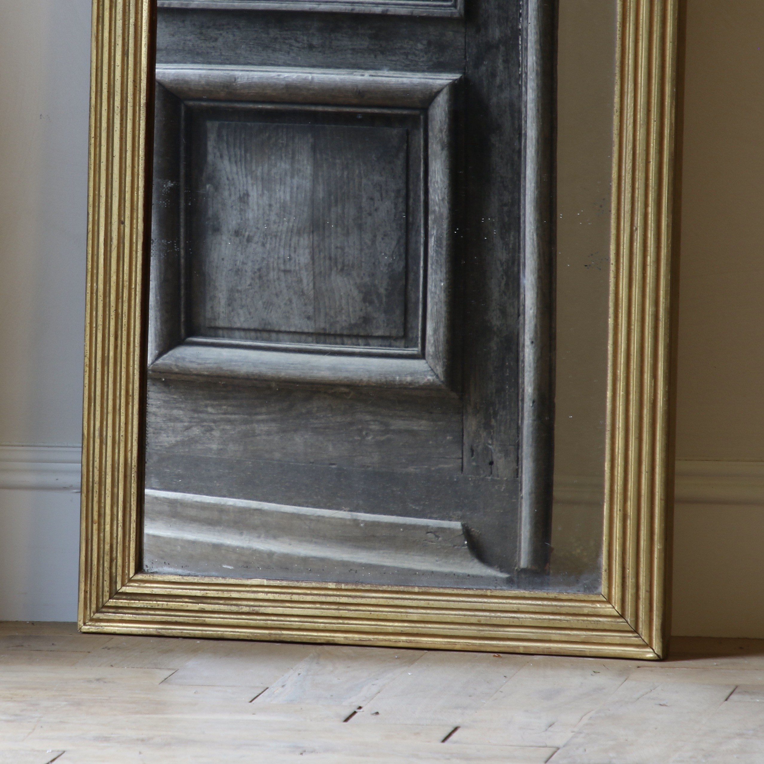 An 18th Century English Gilt Mirror