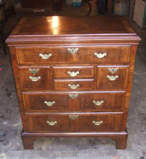 Walnut Chest of drawers (Period)