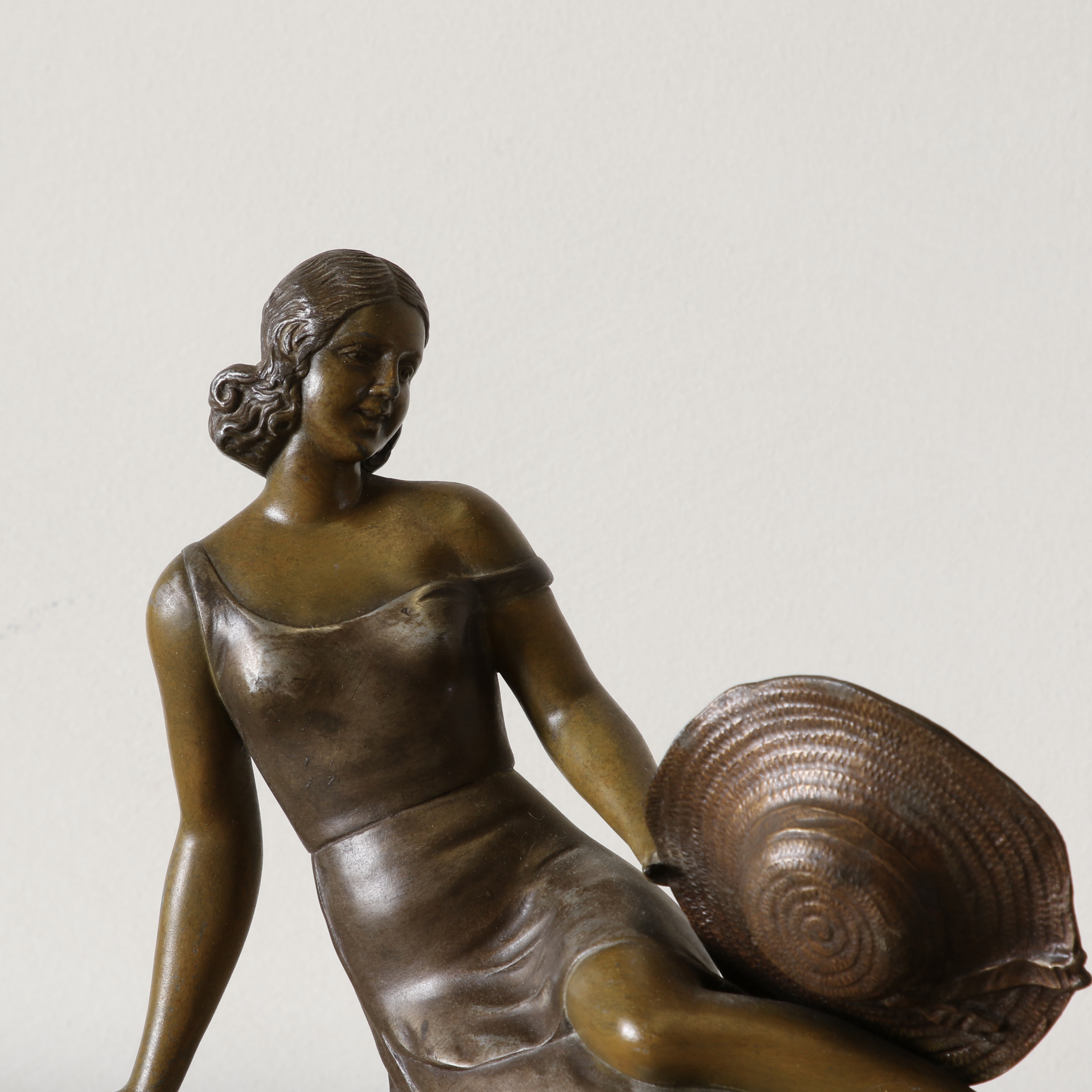 Art-Deco Bronze Lady