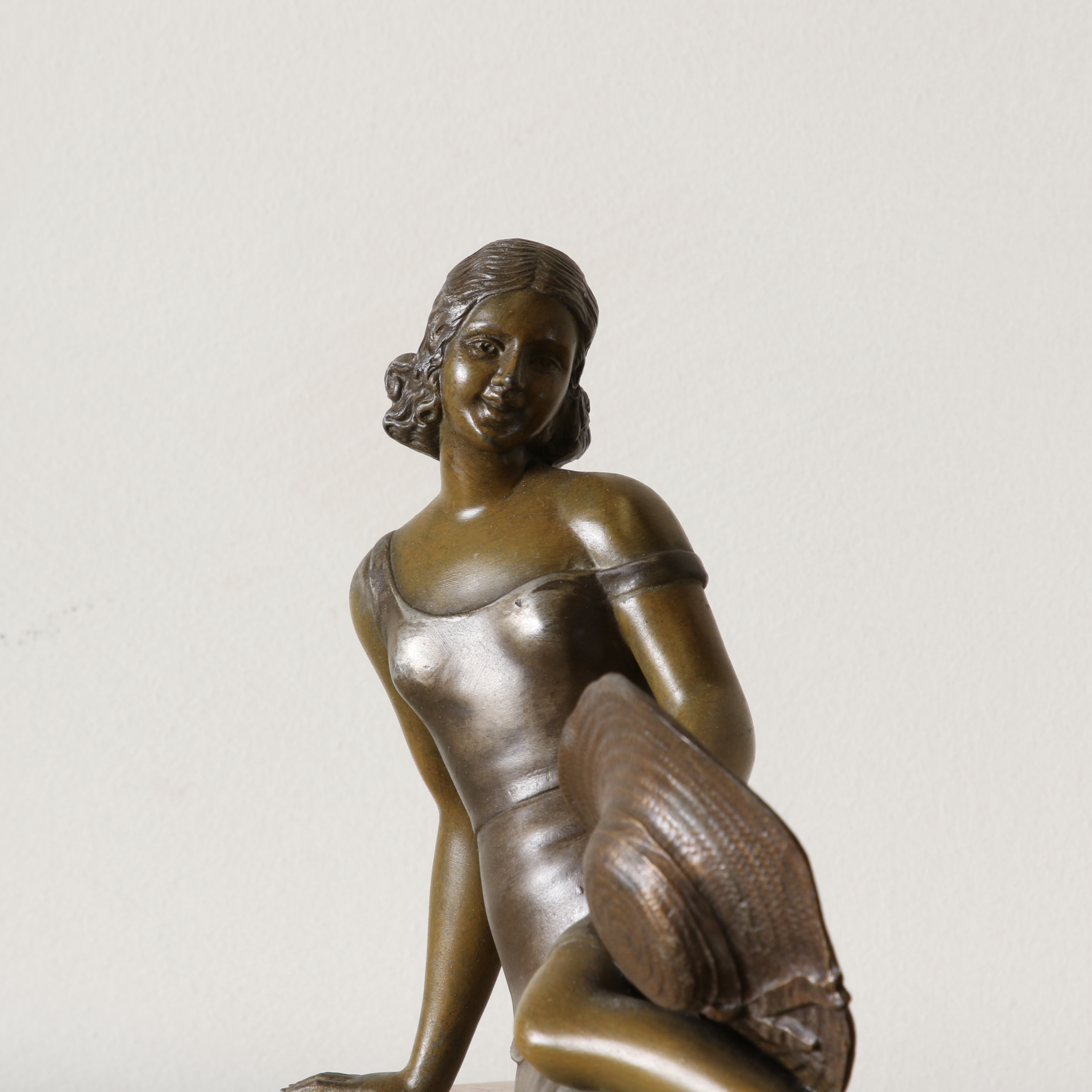 Art-Deco Bronze Lady