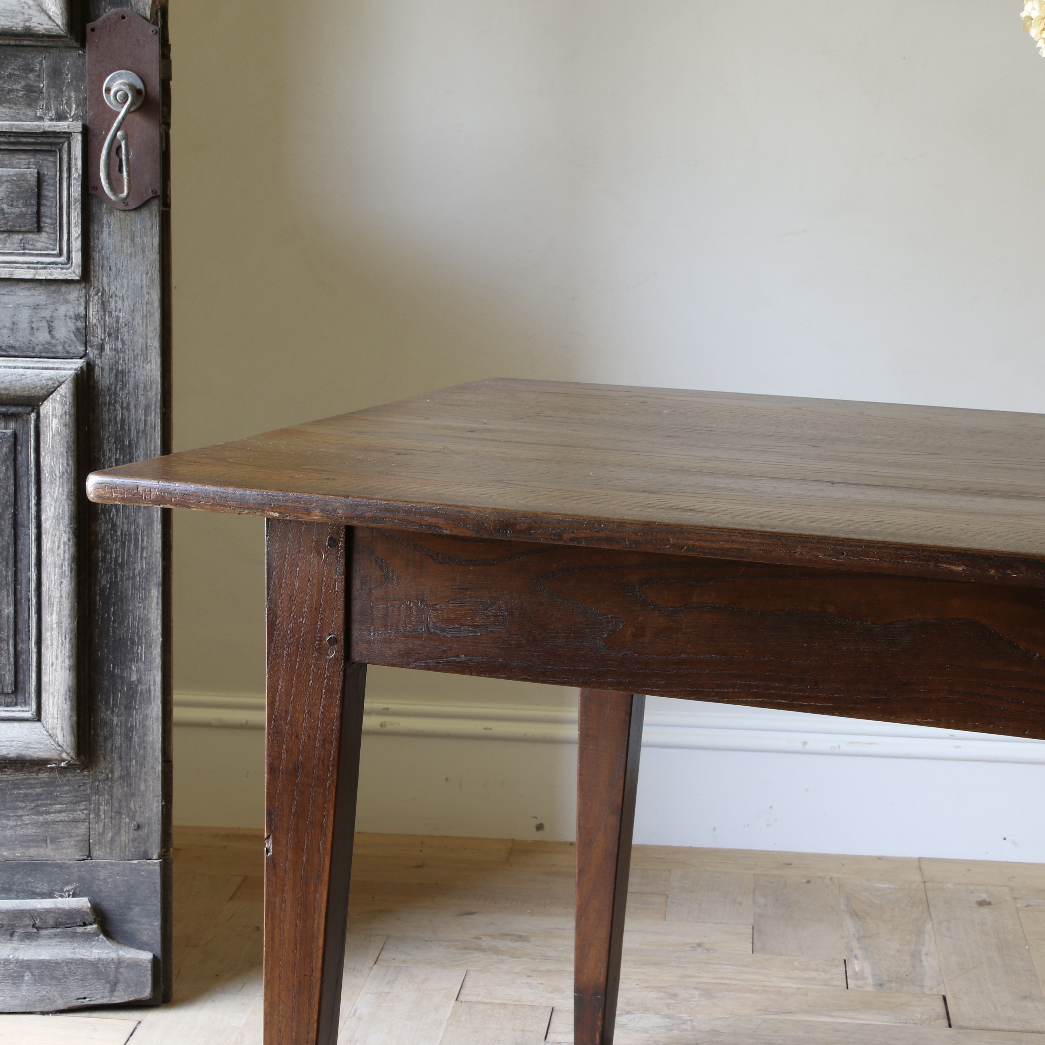 French Provincial Dining Table// Length 1.96m