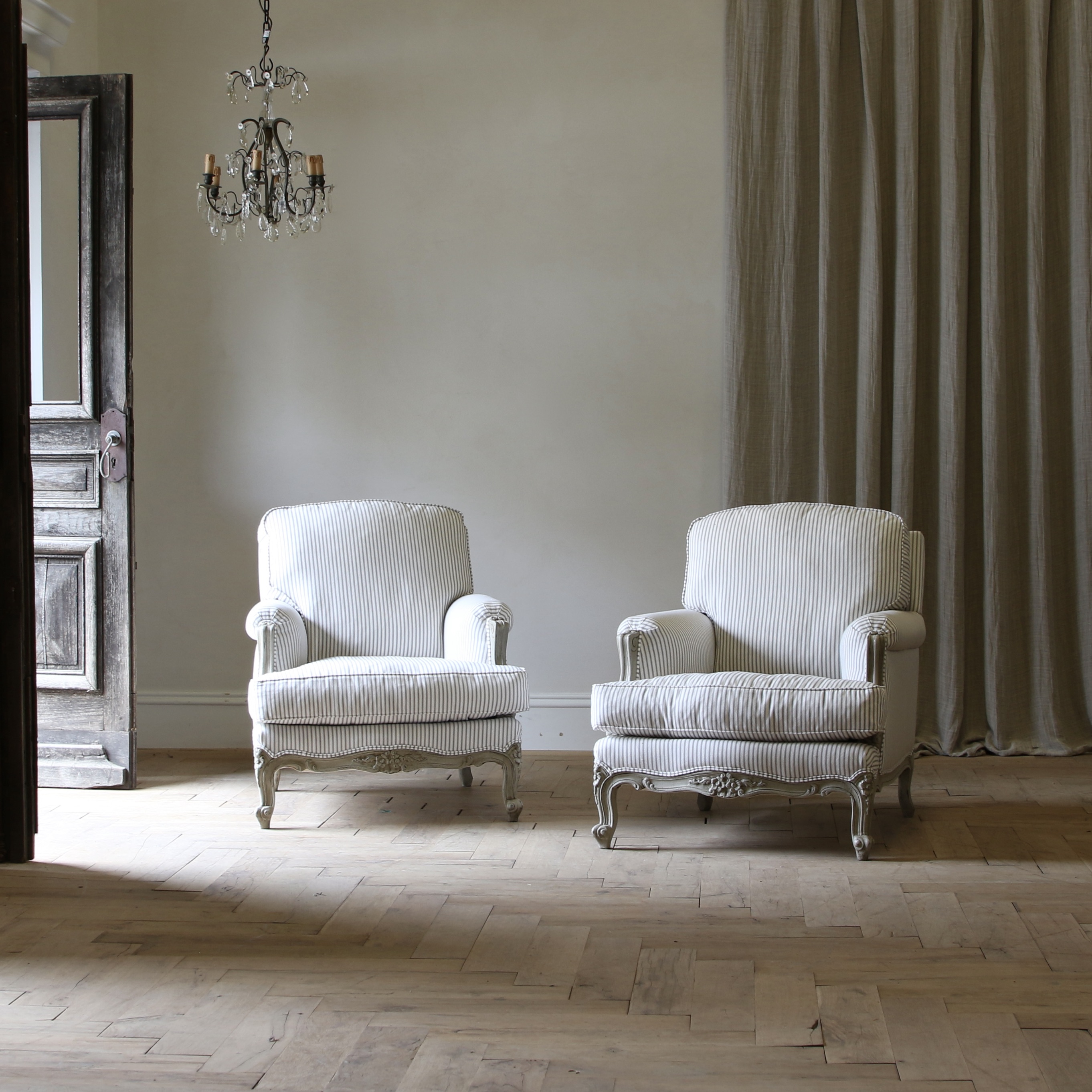 142-41 - Louis XV Armchairs