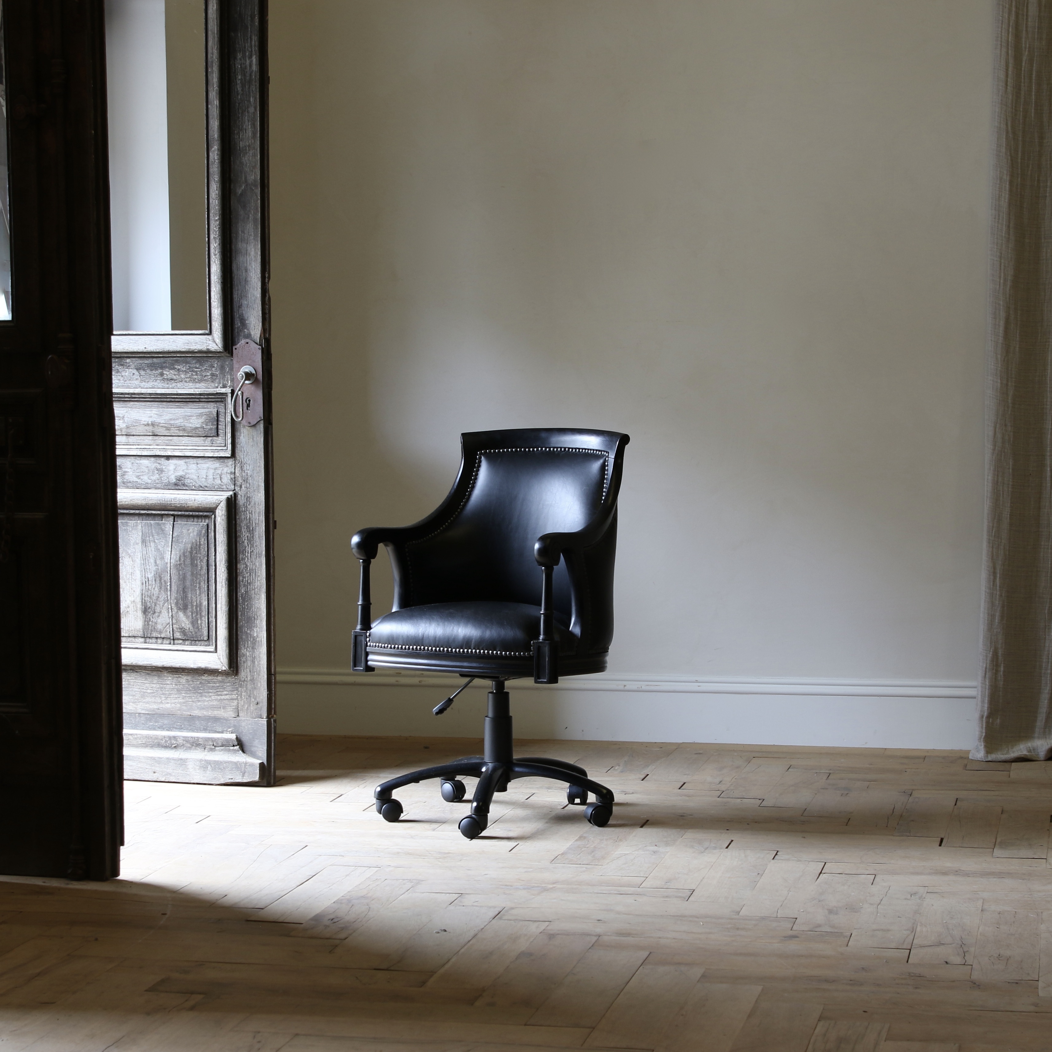 Swivel Office Chair