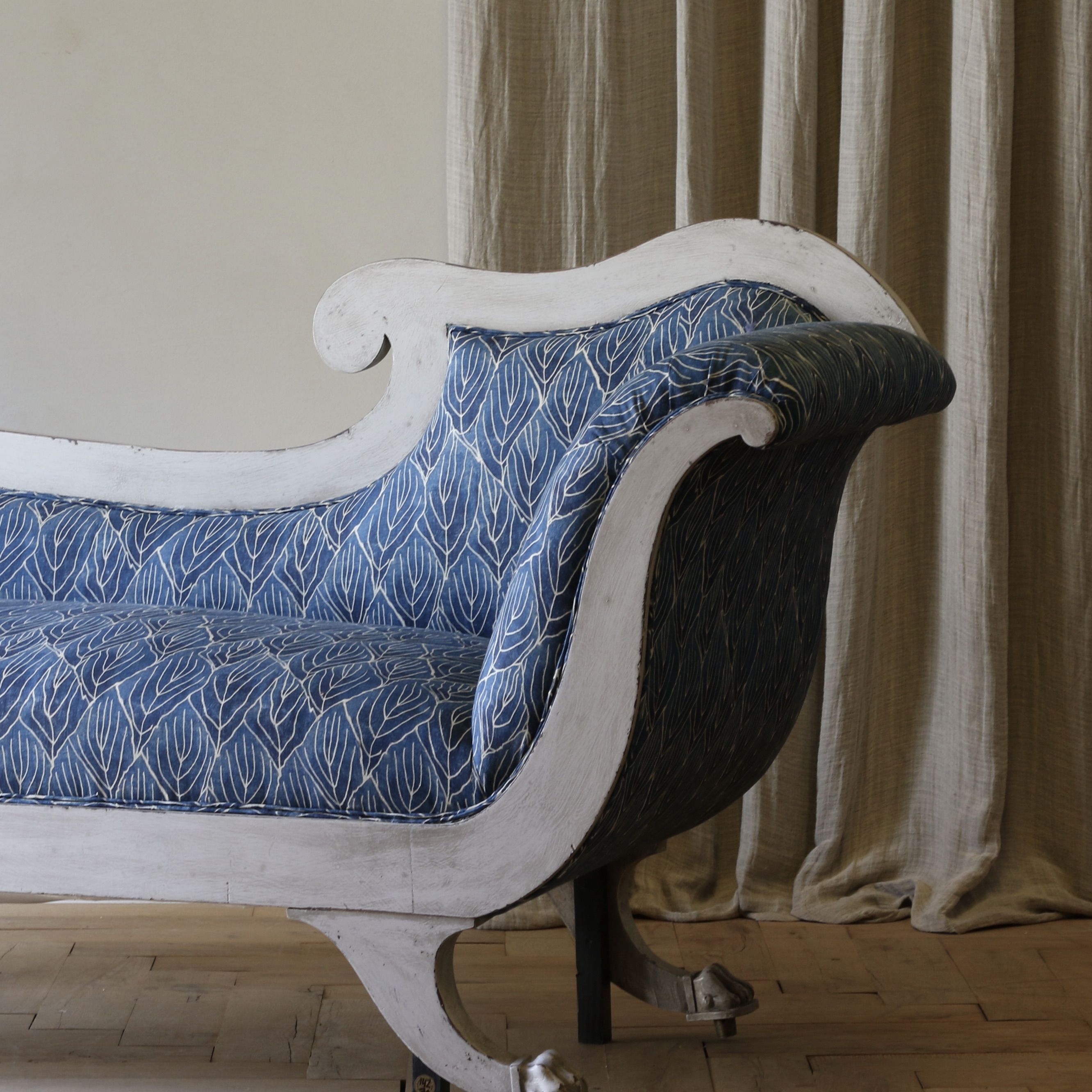 Swedish Chaise Longue