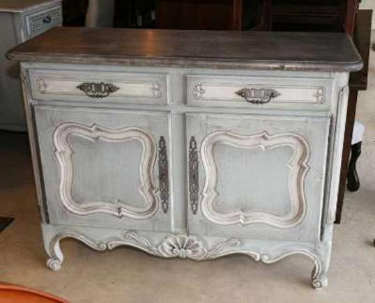 A French louis XIV style 19th Century Dresser