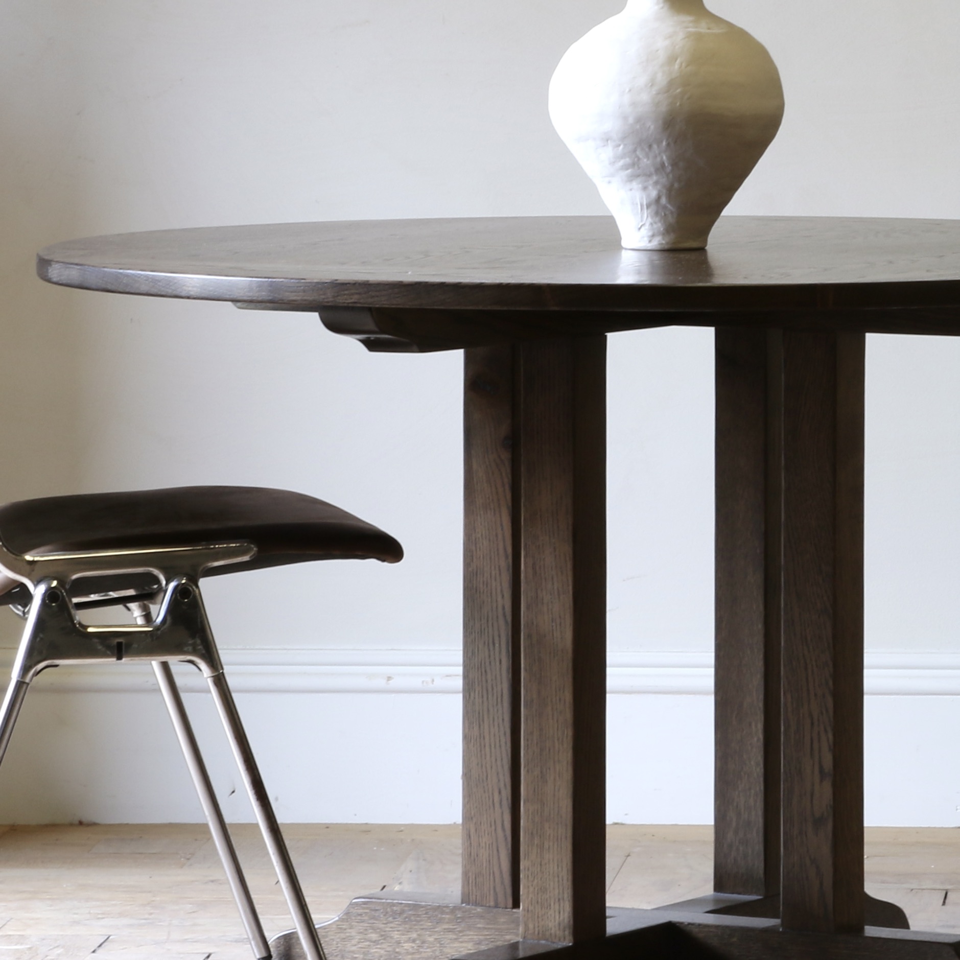 Pedestal Table // JS Editions