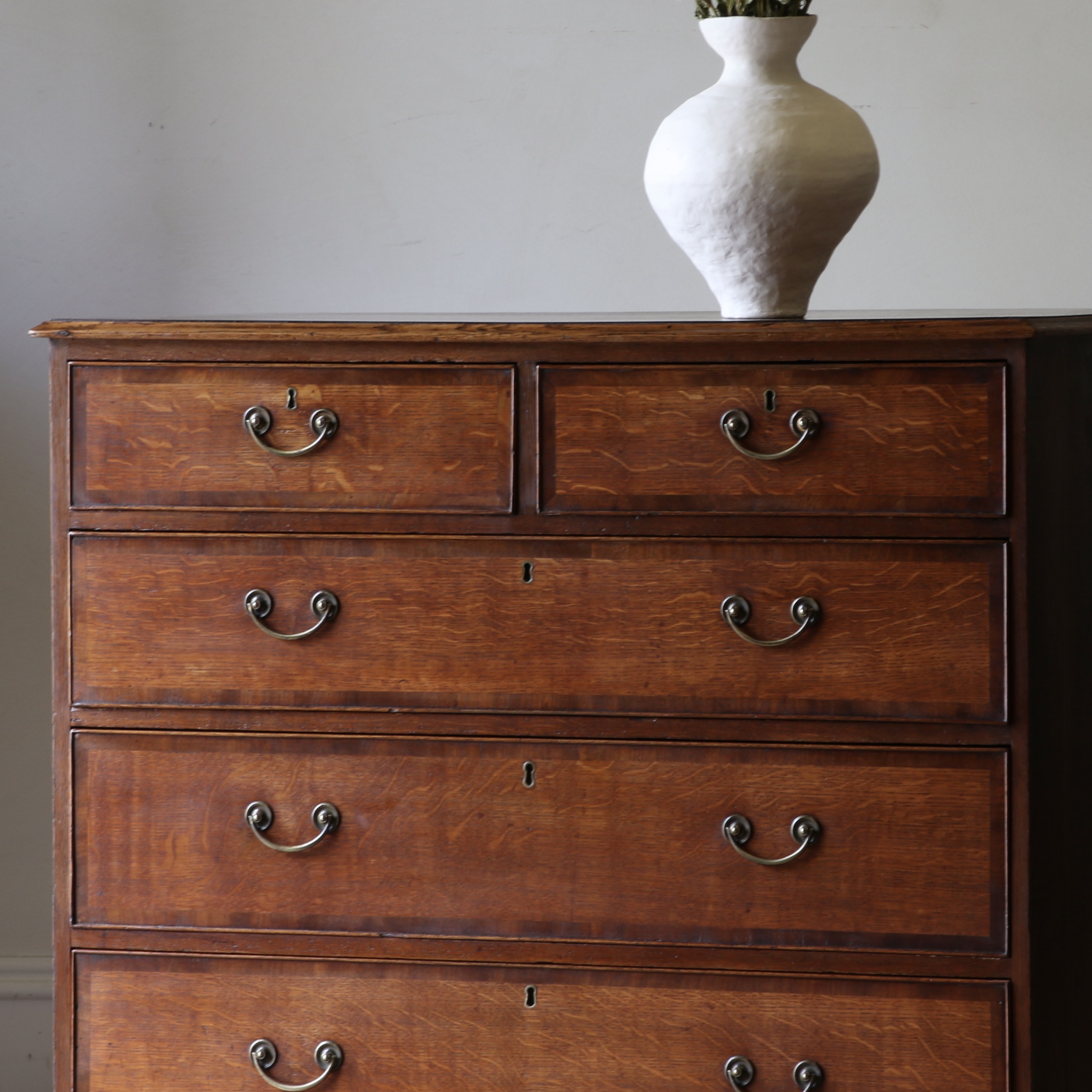 Georgian Chest of Drawers