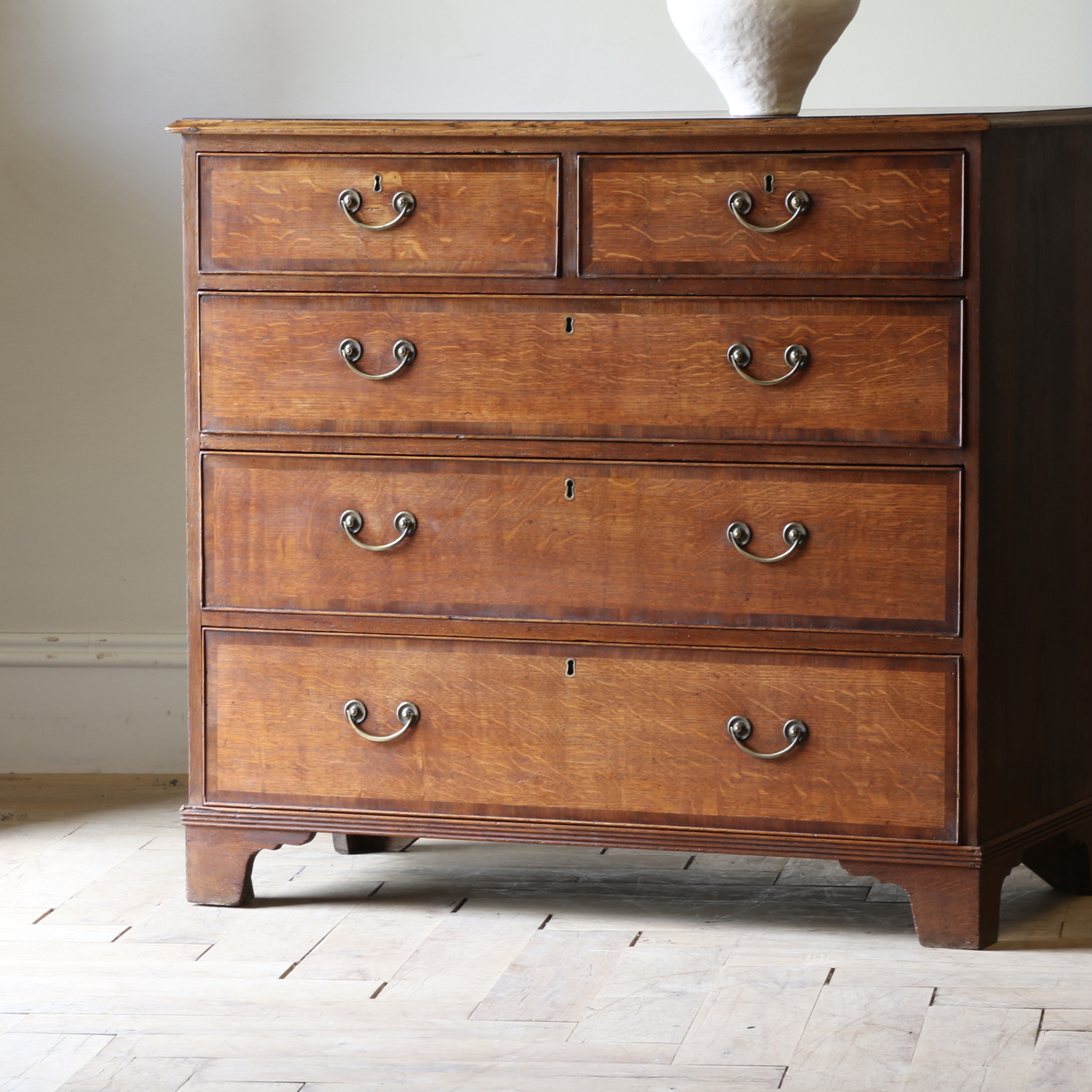 Georgian Chest of Drawers