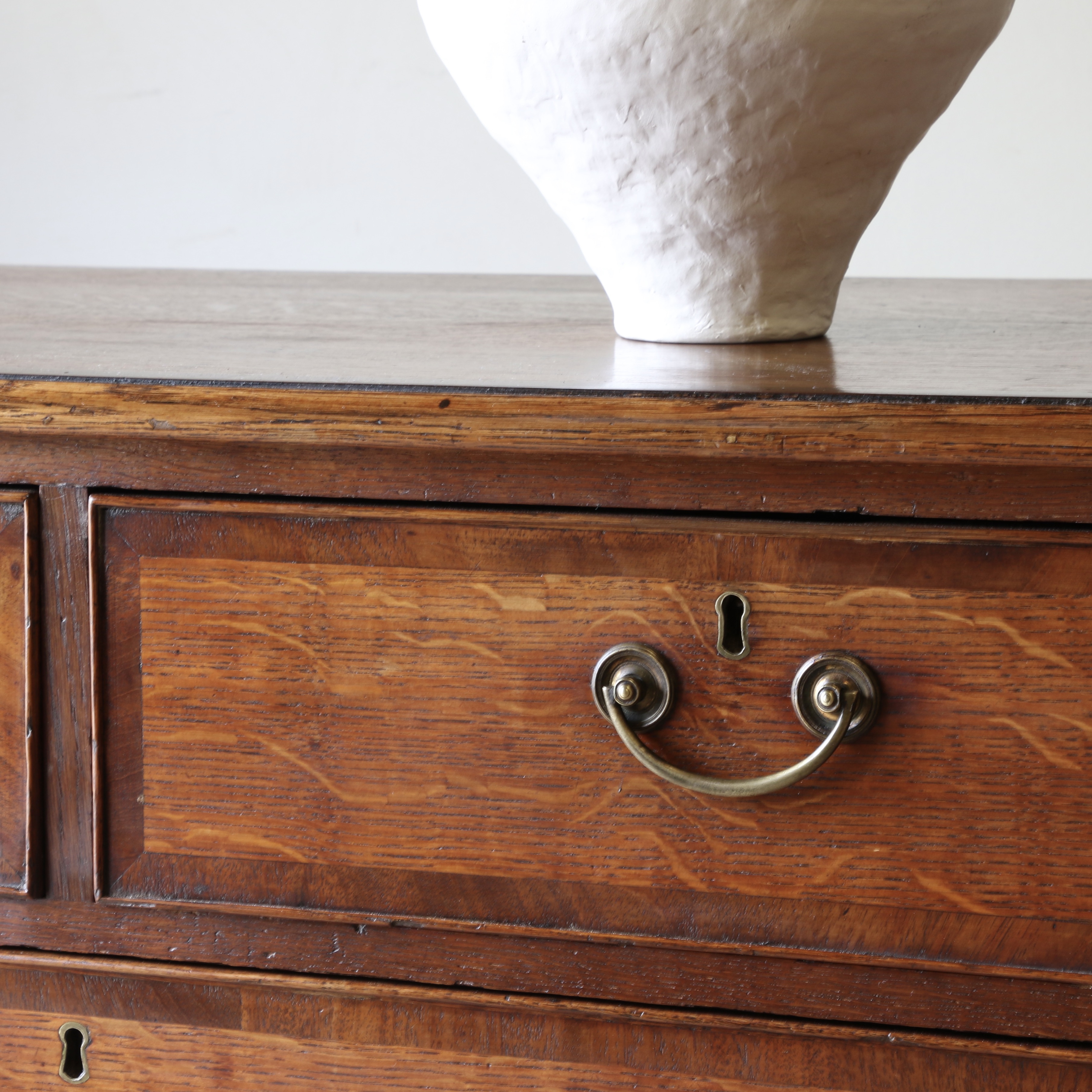 Georgian Chest of Drawers