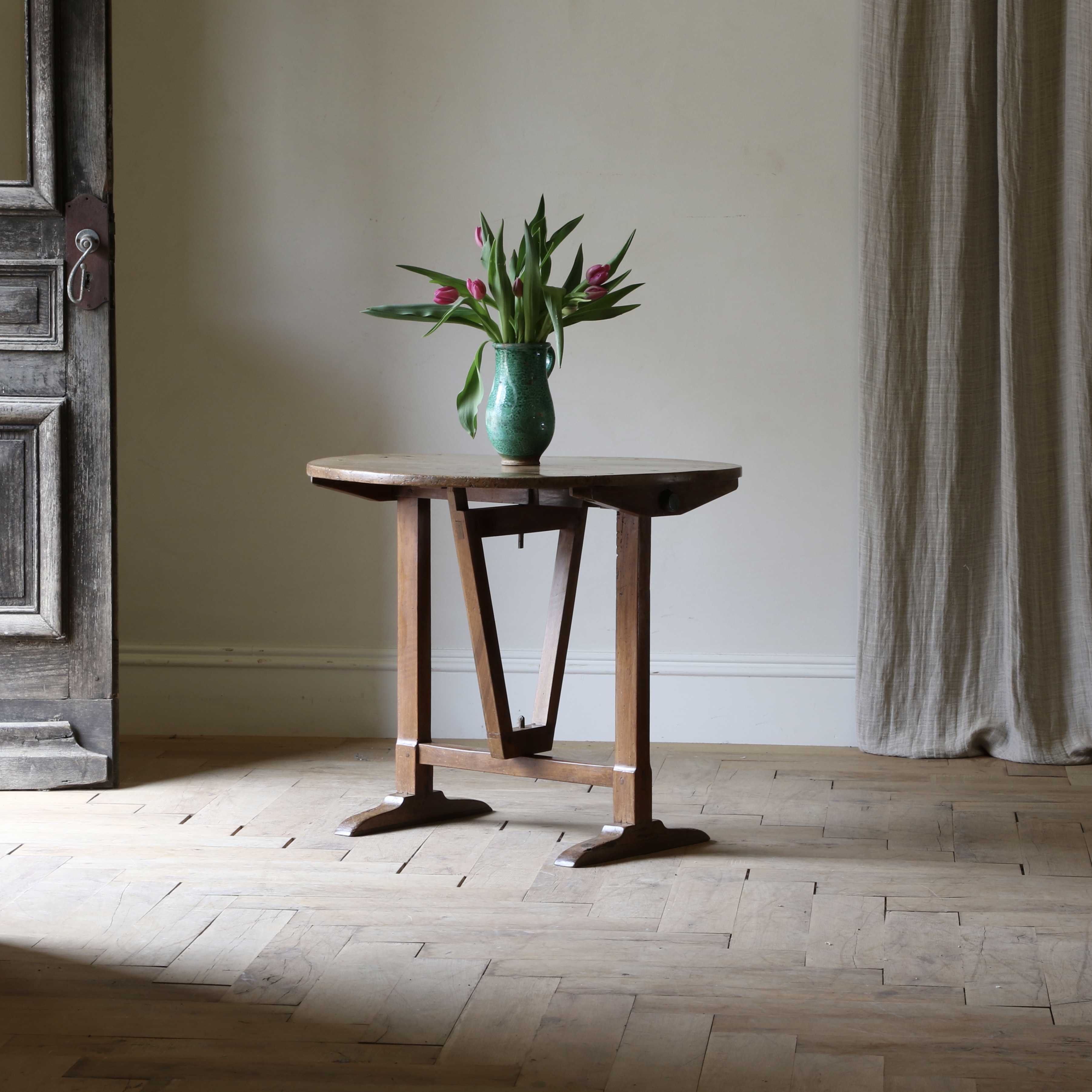 Burgundian Wine Table