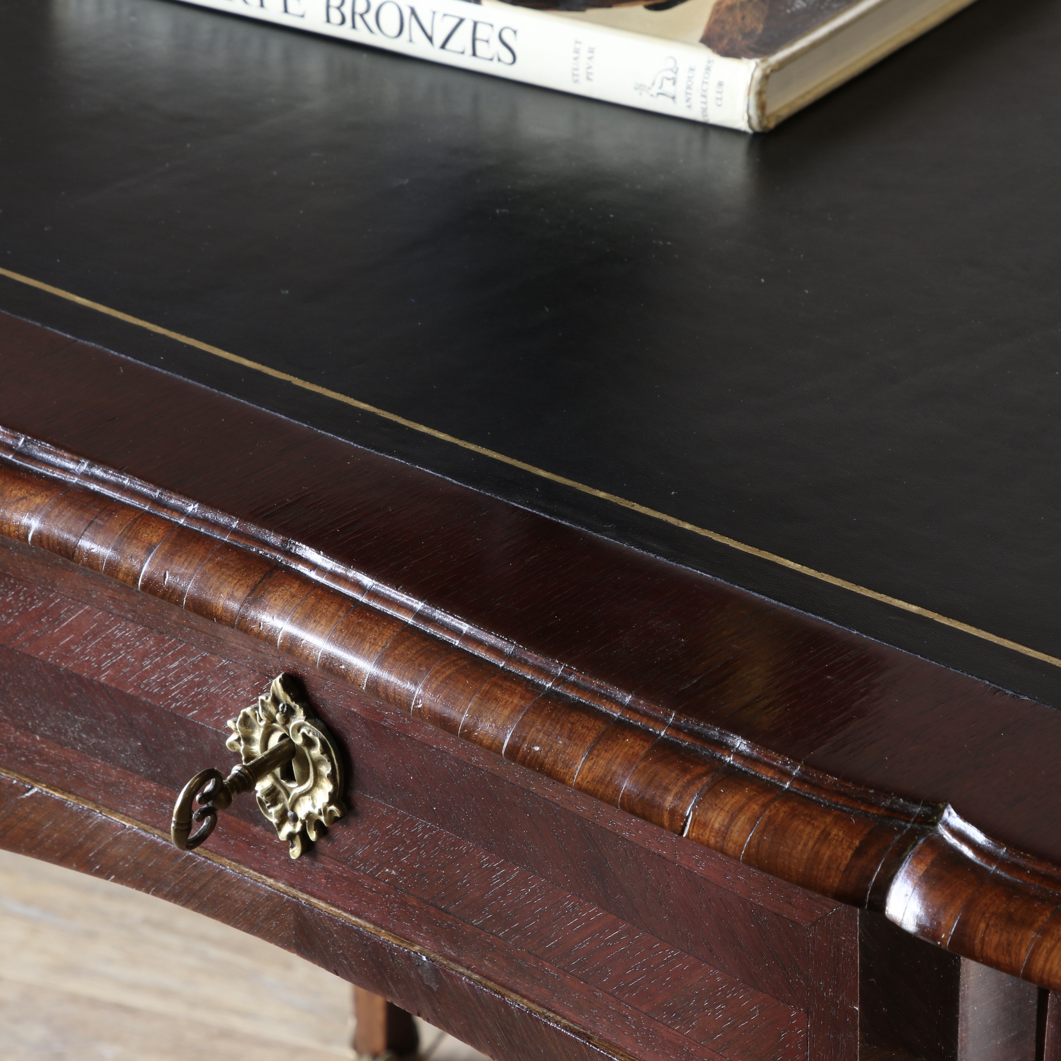 Louis XIV Bureau Plat