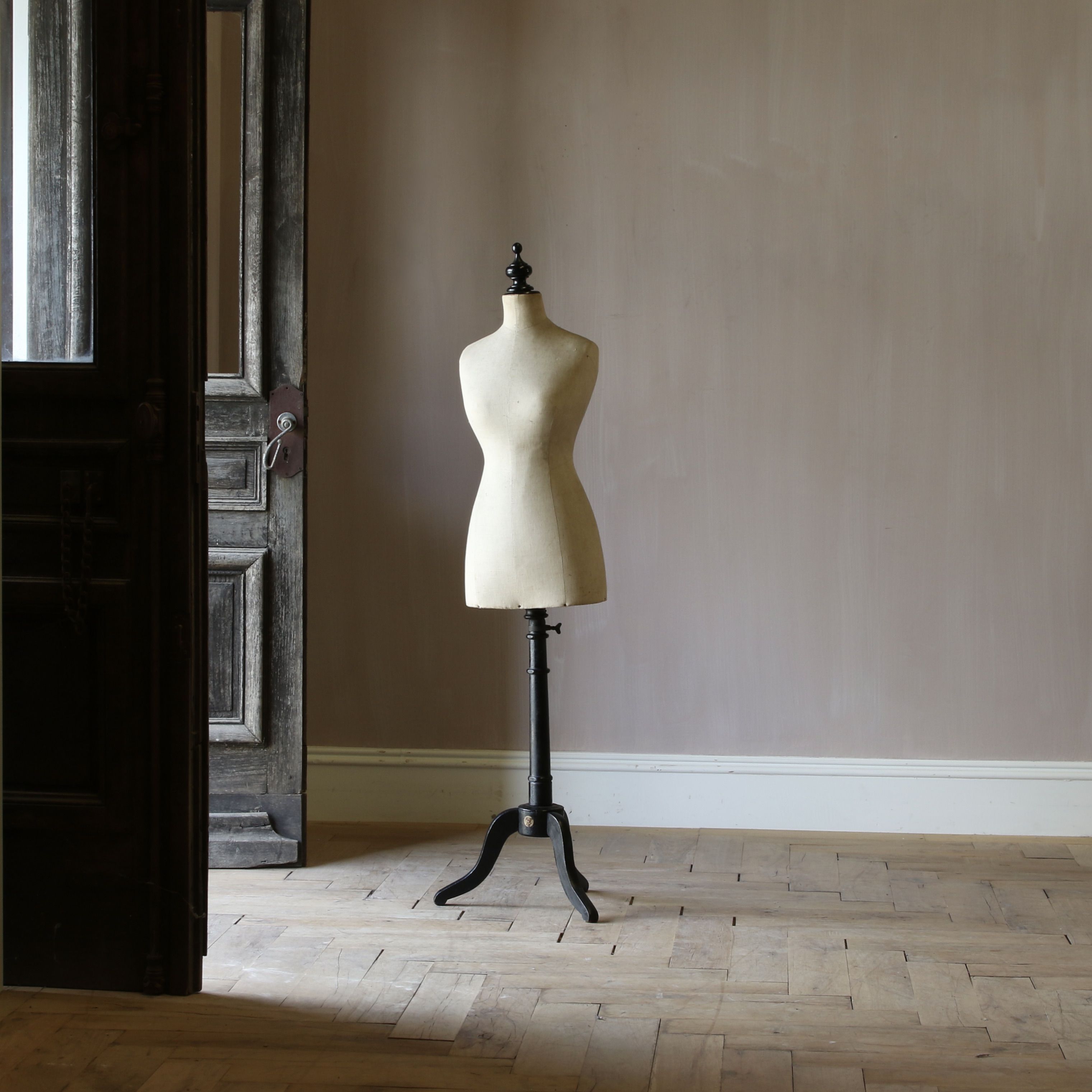 Small Mannequin 