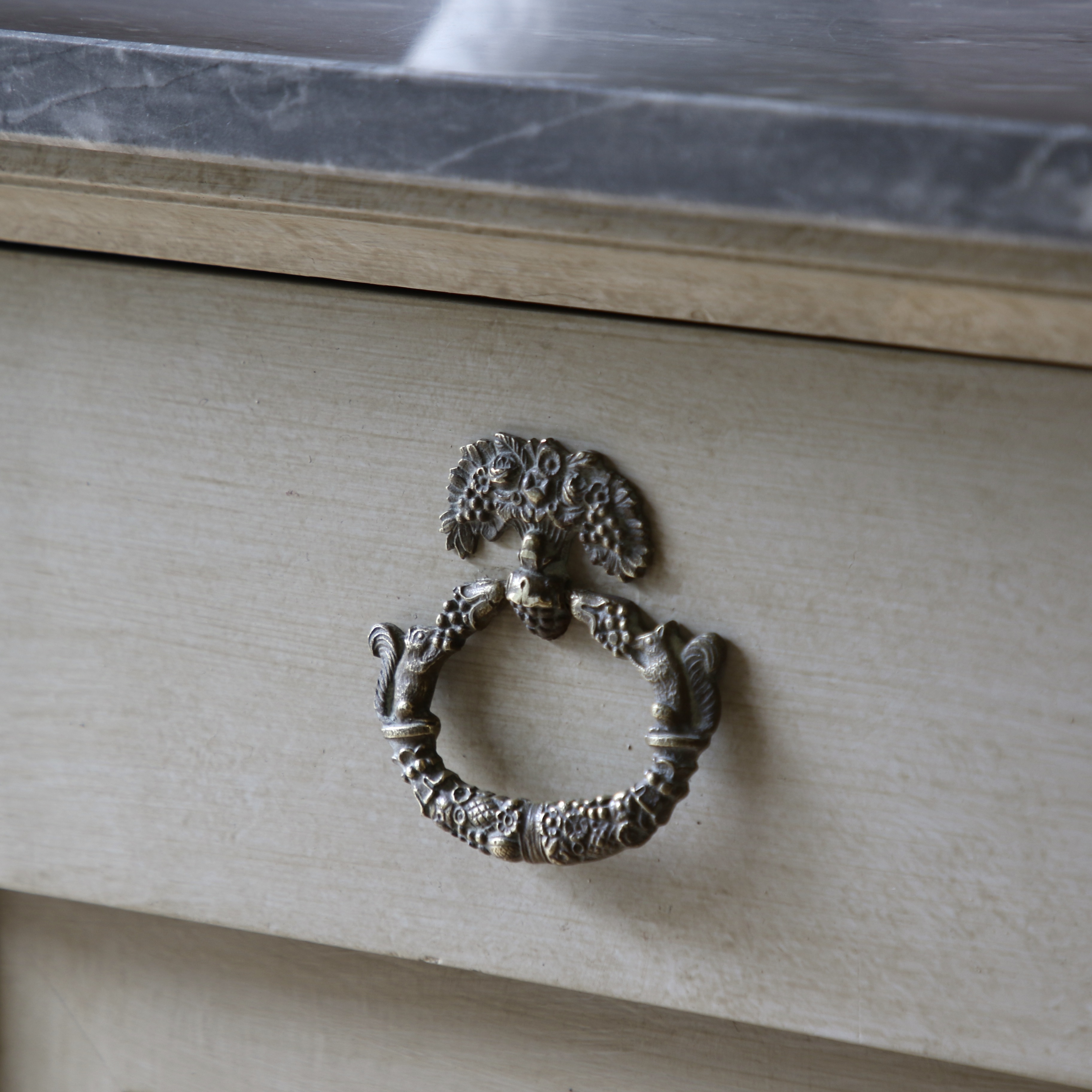 Louis Philippe Dresser Base