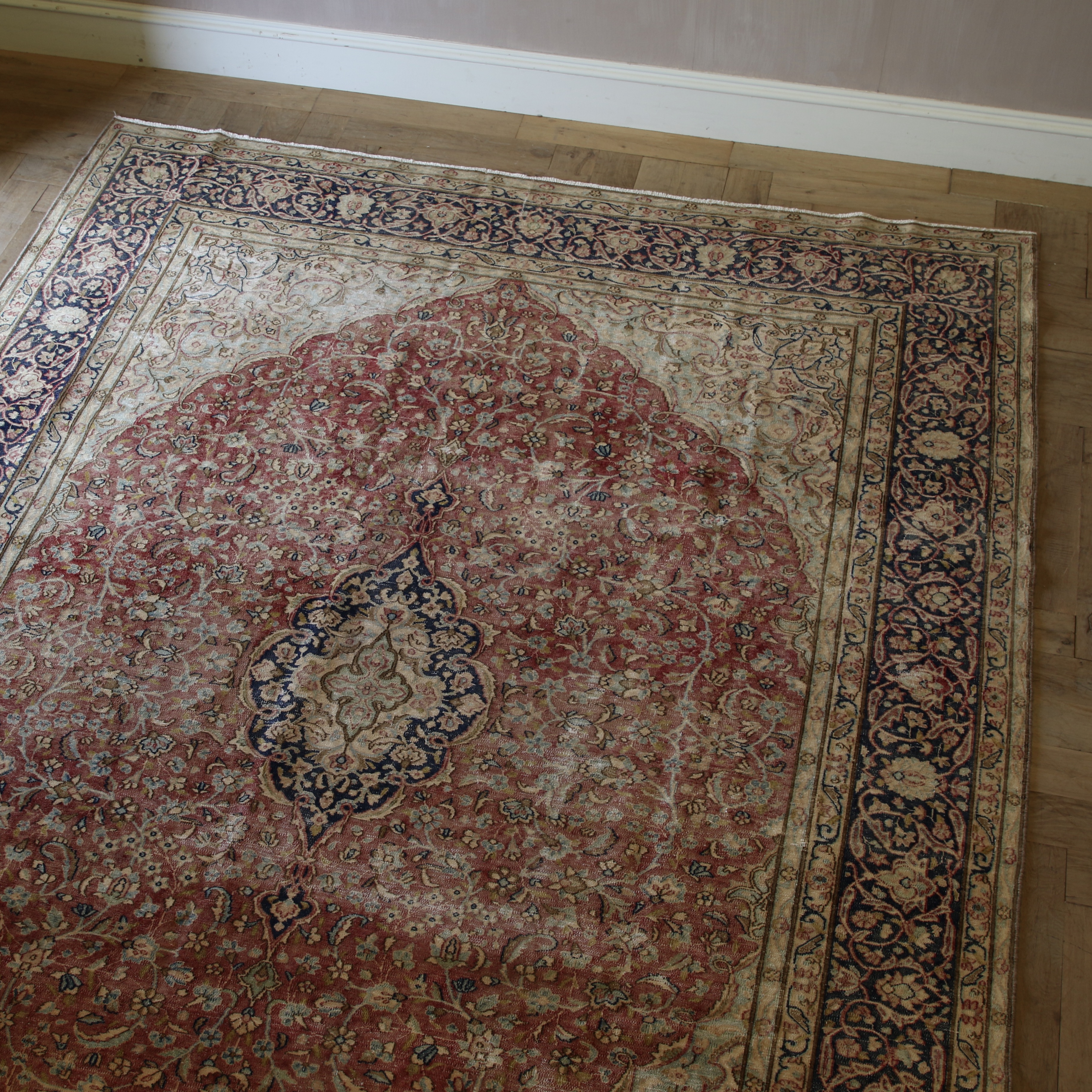 Kerman Rug // Rust Medallion