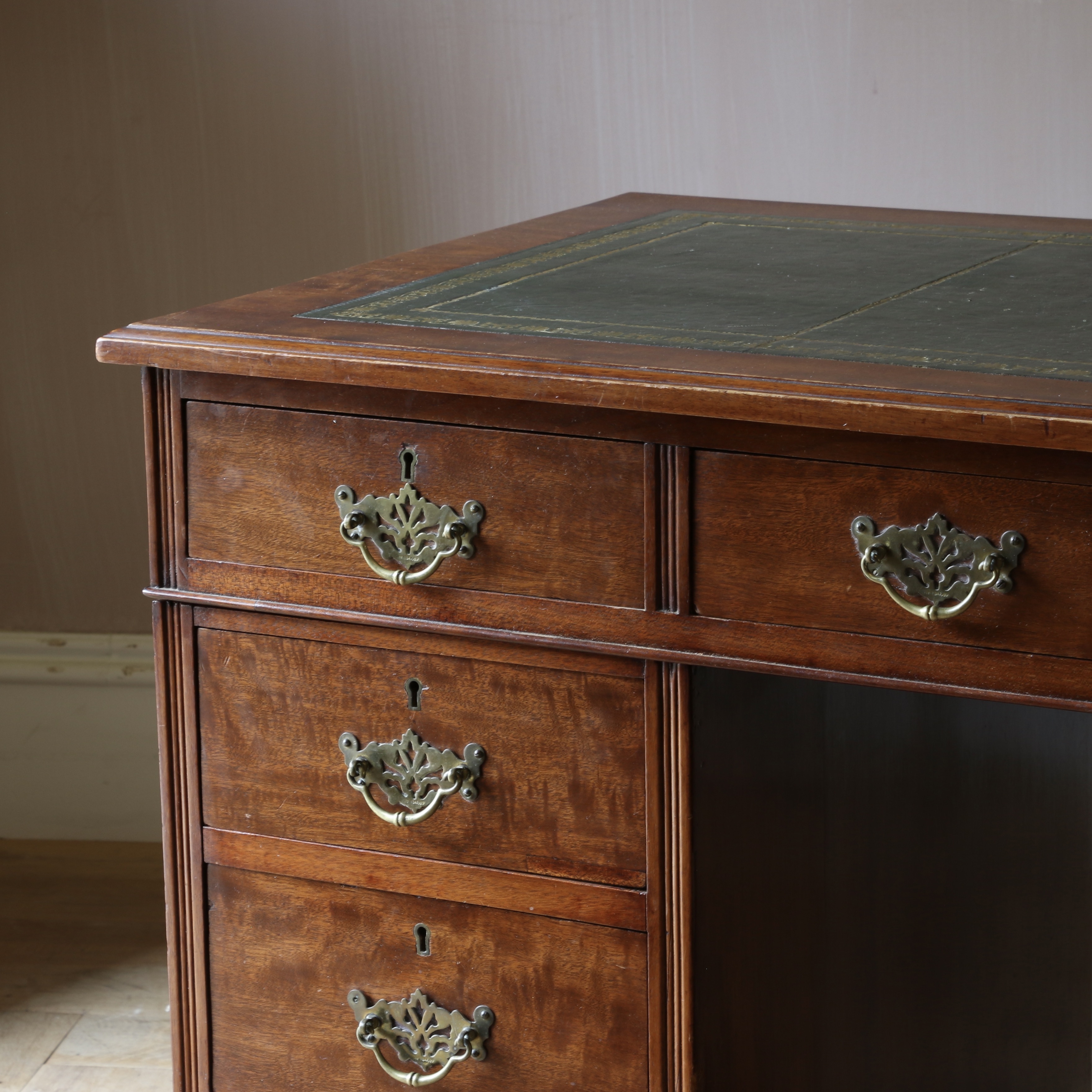 Pedestal Desk