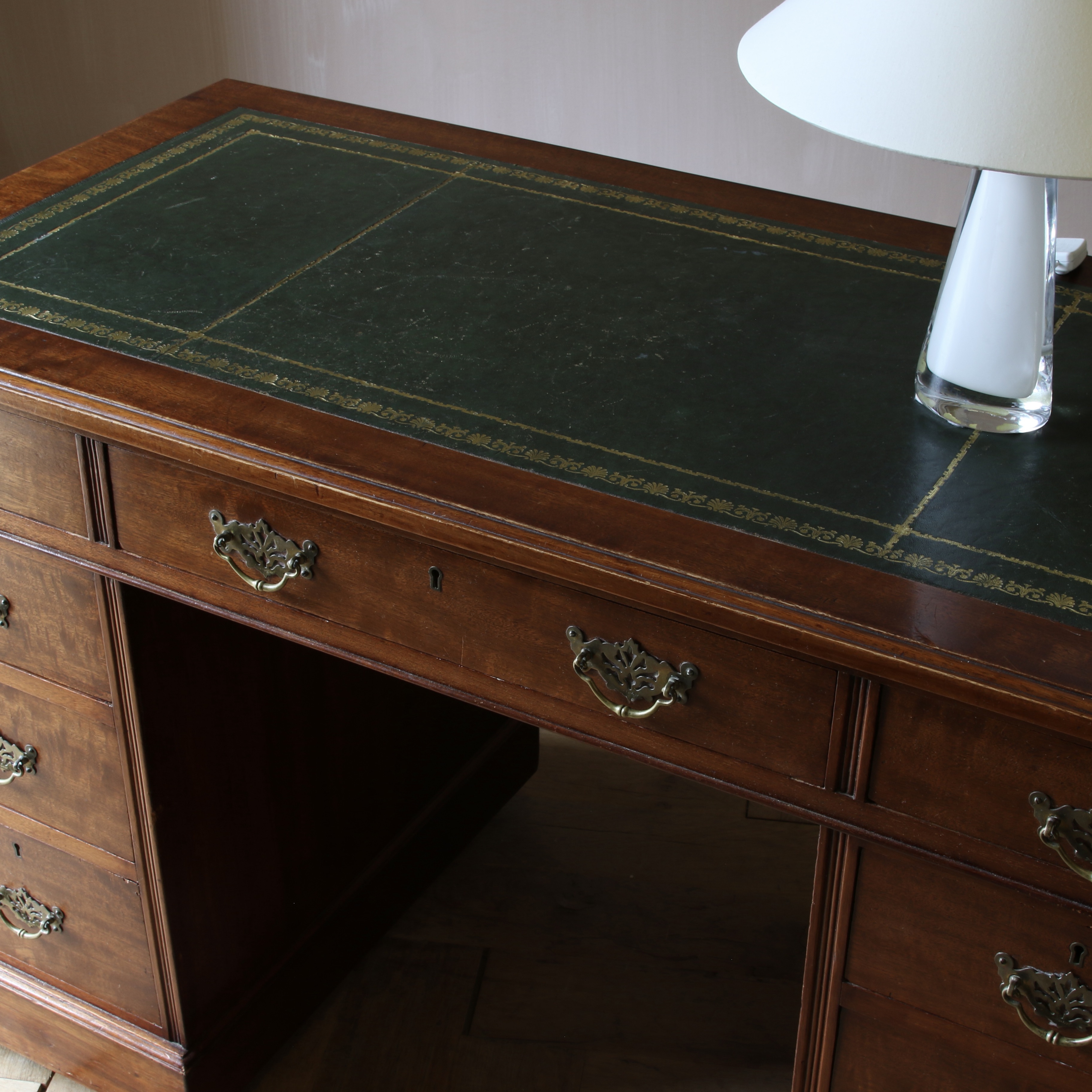 Pedestal Desk