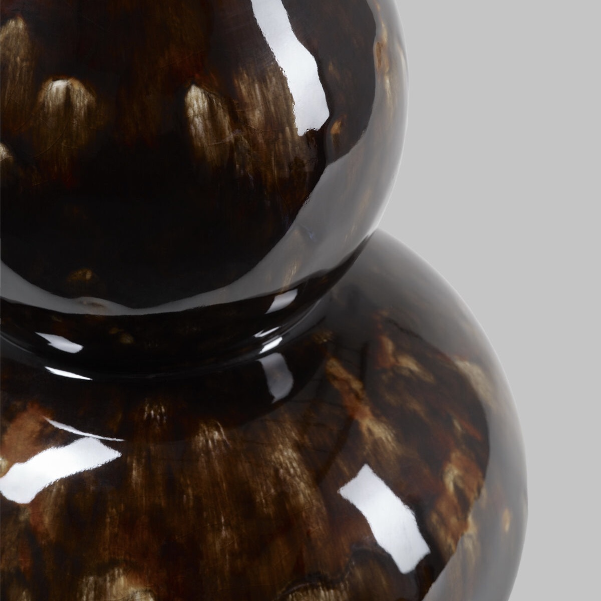 Avebury Table Lamp // Vaughan Designs