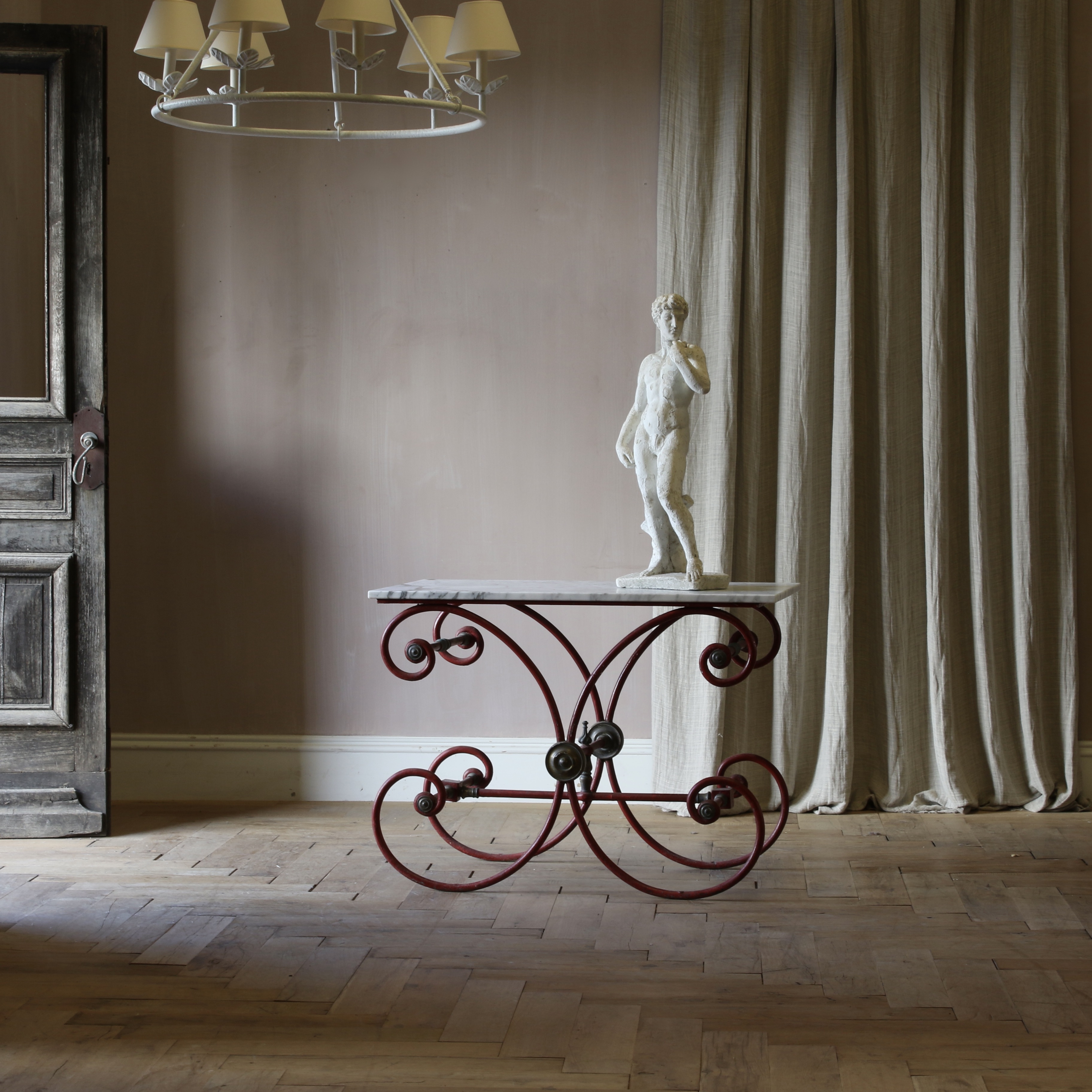 150-13 - French Flower table