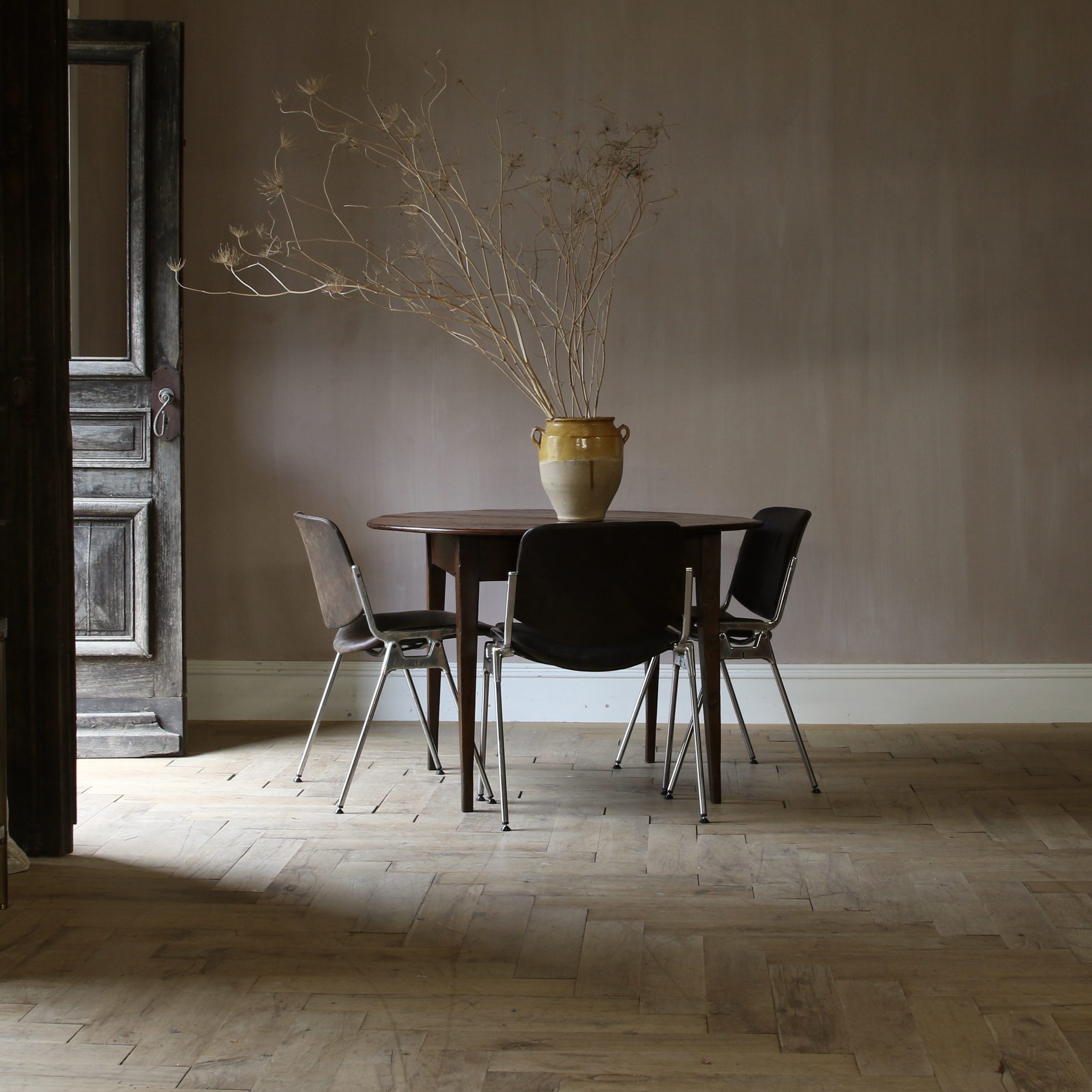 Round Dining Table