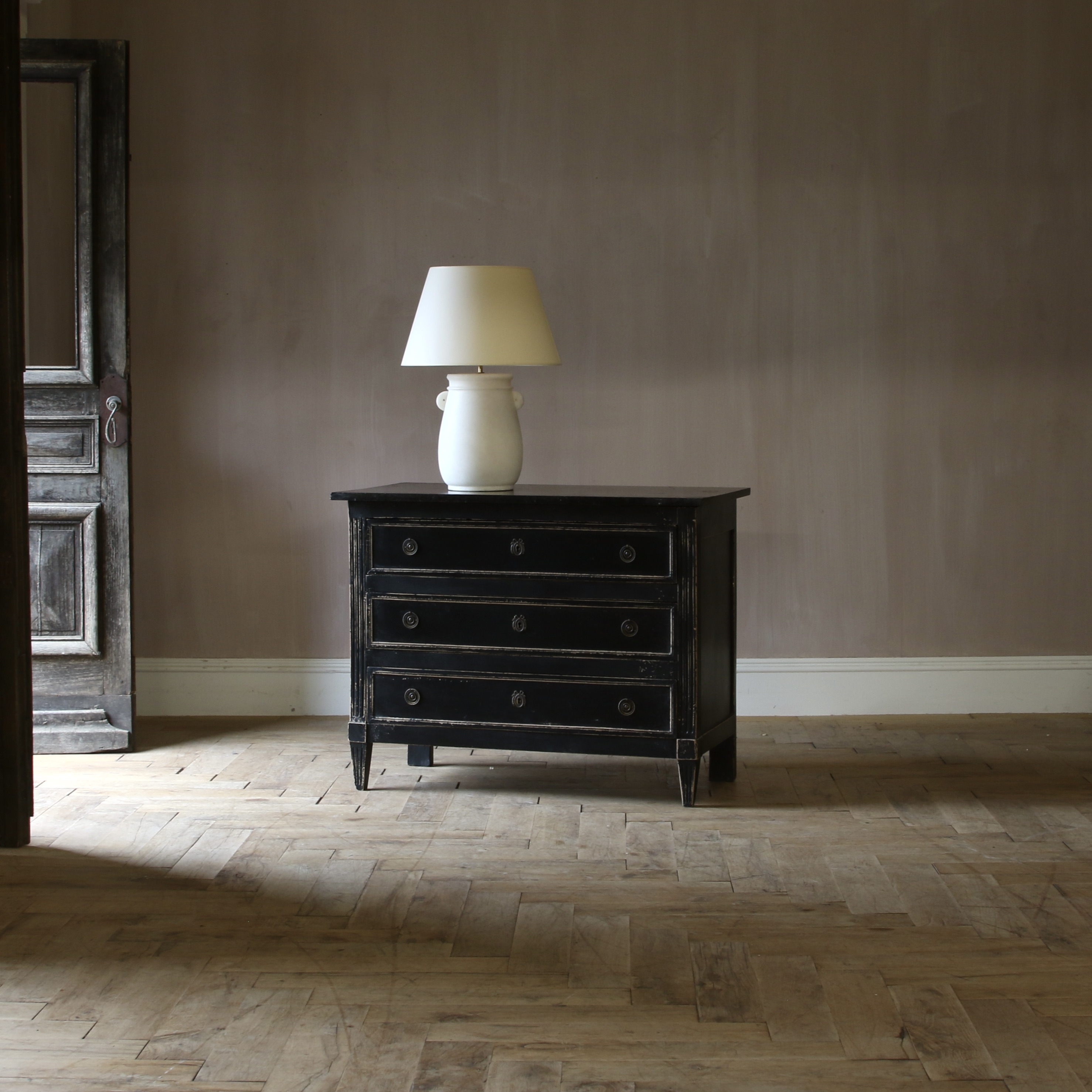 151-08 - Ebonised Louis XV Commode 