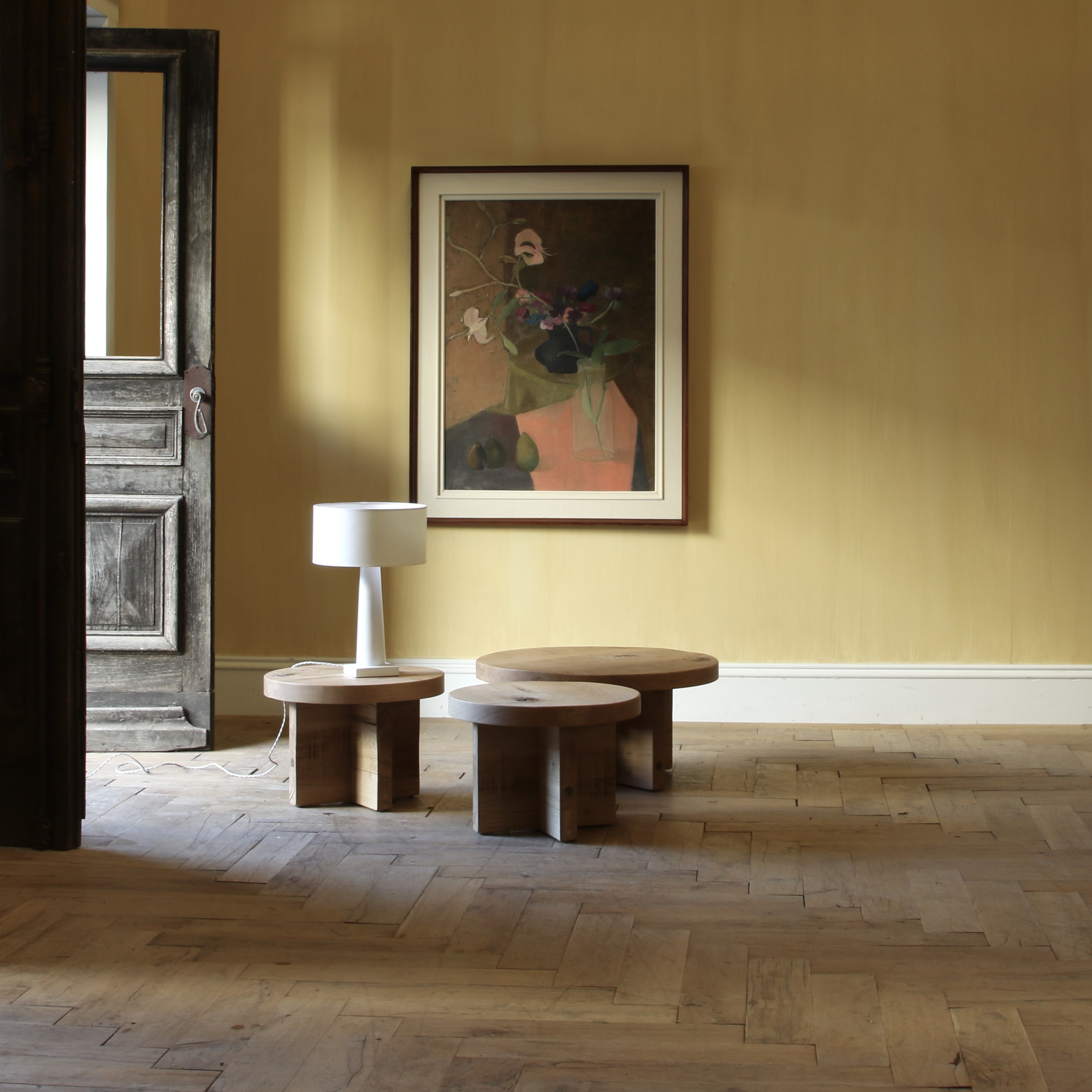 154-61 - Round Wabi-Sabi Tables // JS Editions
