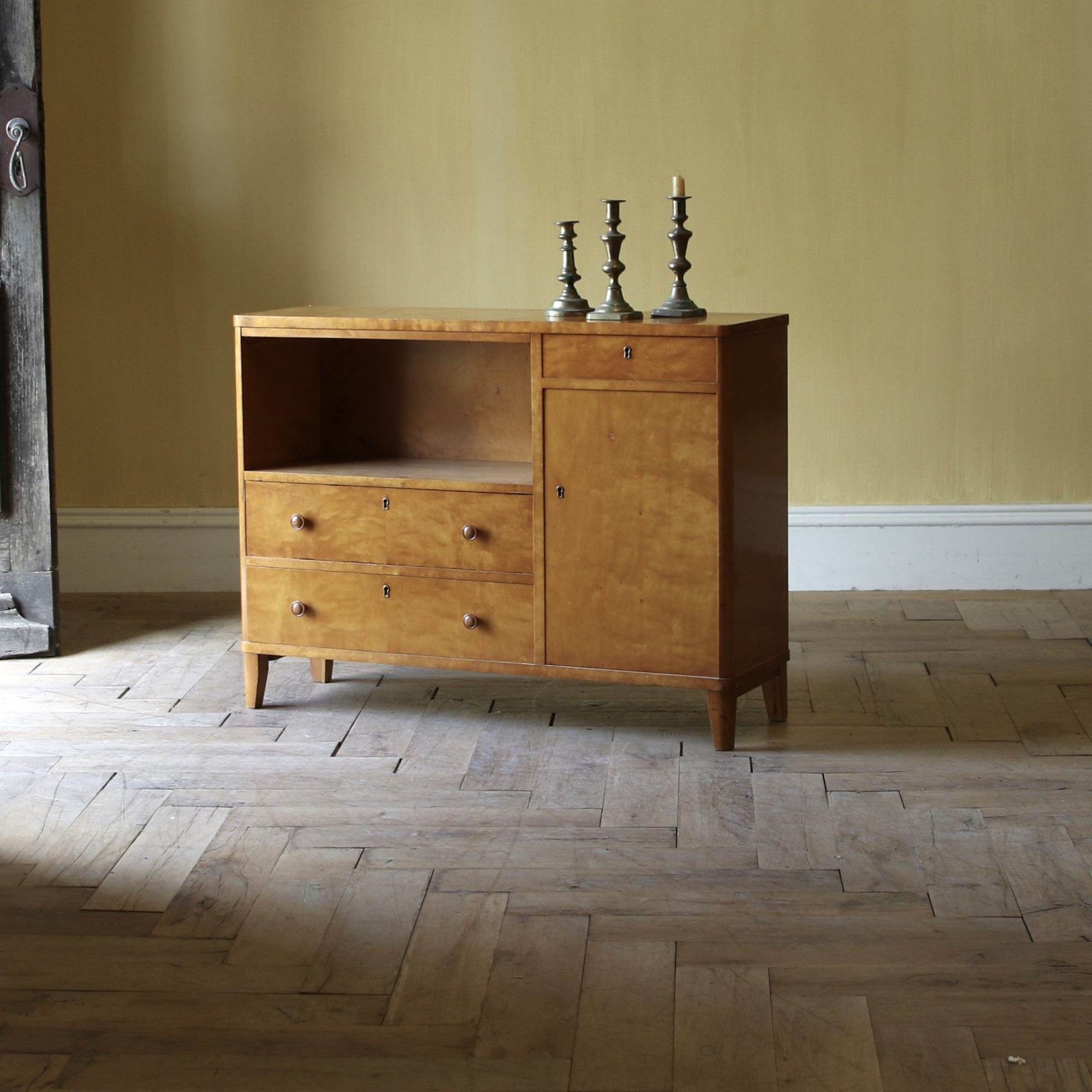 156-43 - Mid-Century Hall Table