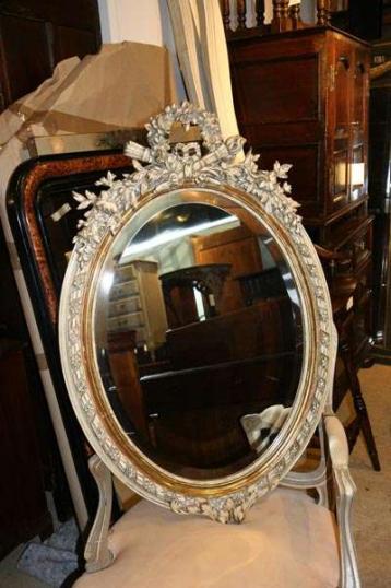 Oval Mirror with Elaborate Crest